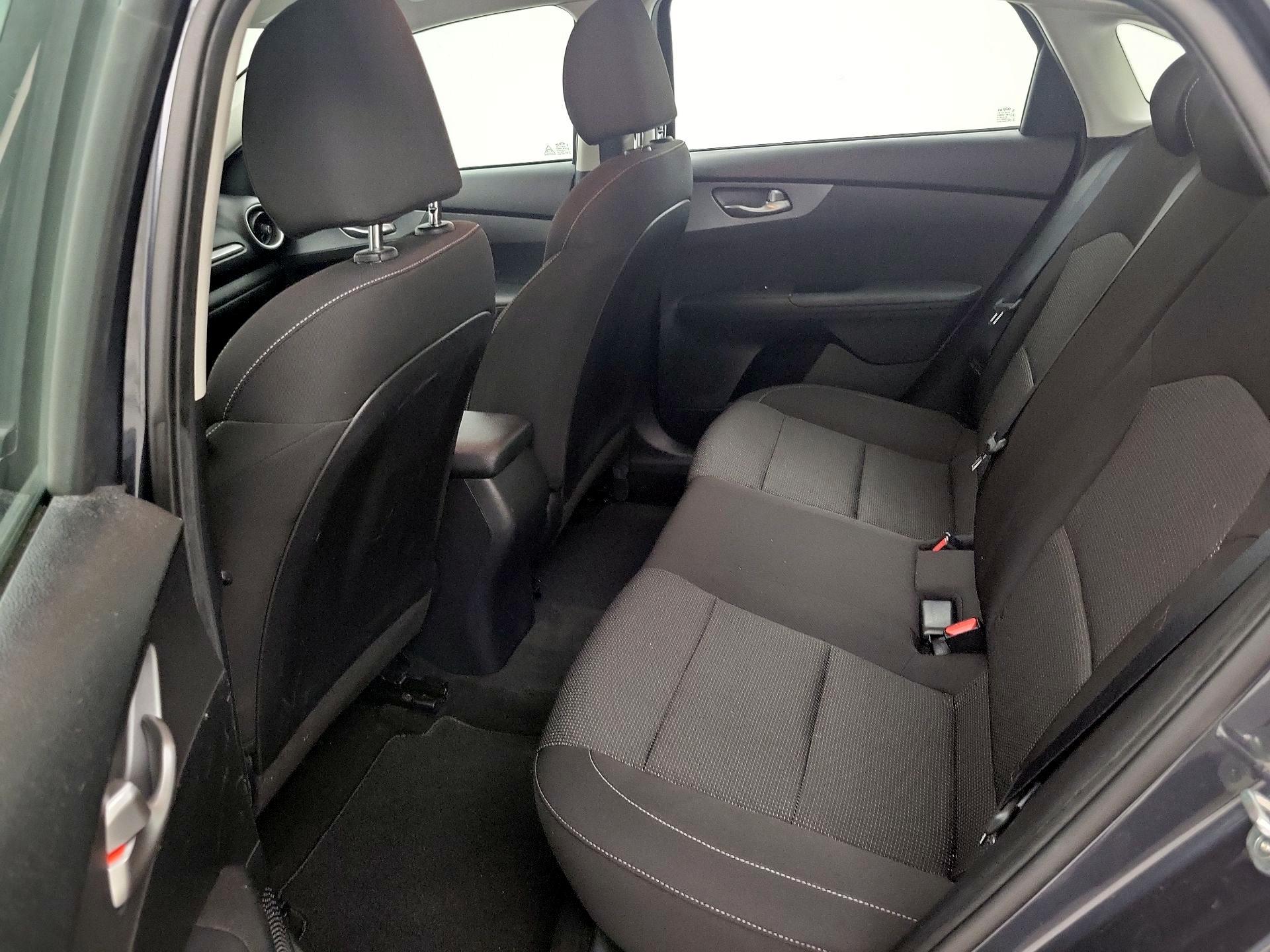 Thumbnail: 2019 Kia Forte - 19