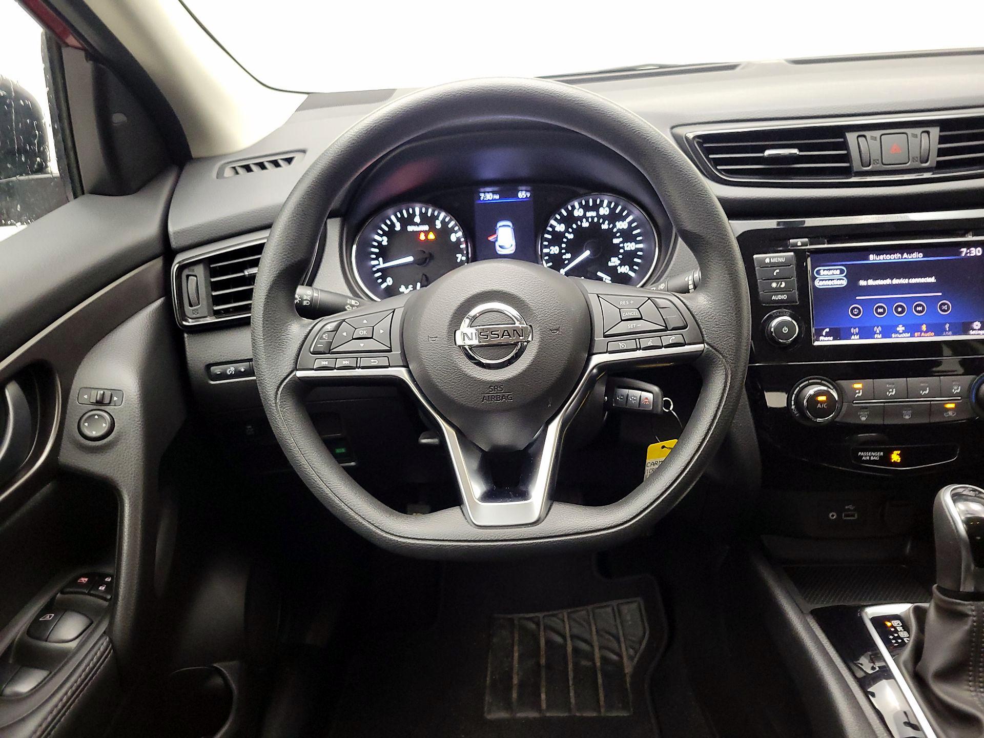 Thumbnail: 2019 Nissan Rogue Sport - 10