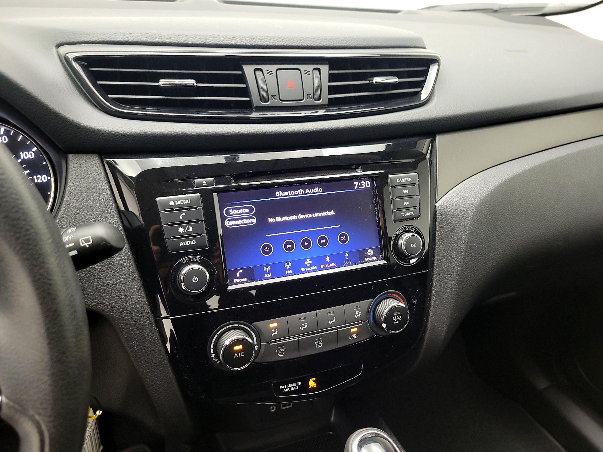Thumbnail: 2019 Nissan Rogue Sport - 15