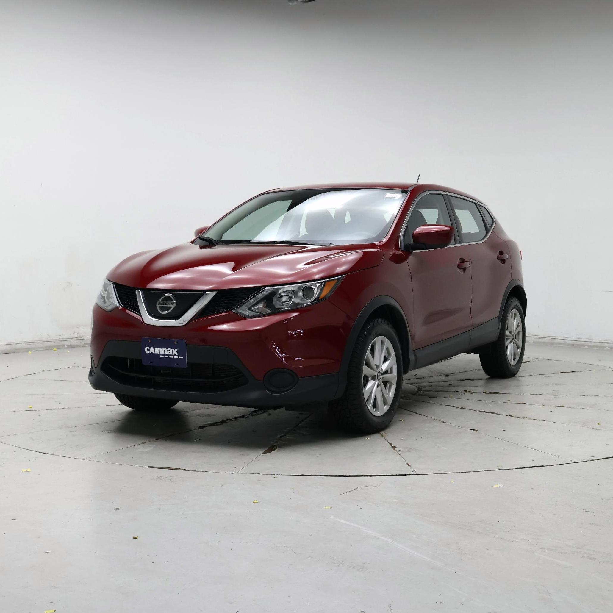 Thumbnail: 2019 Nissan Rogue Sport - 4