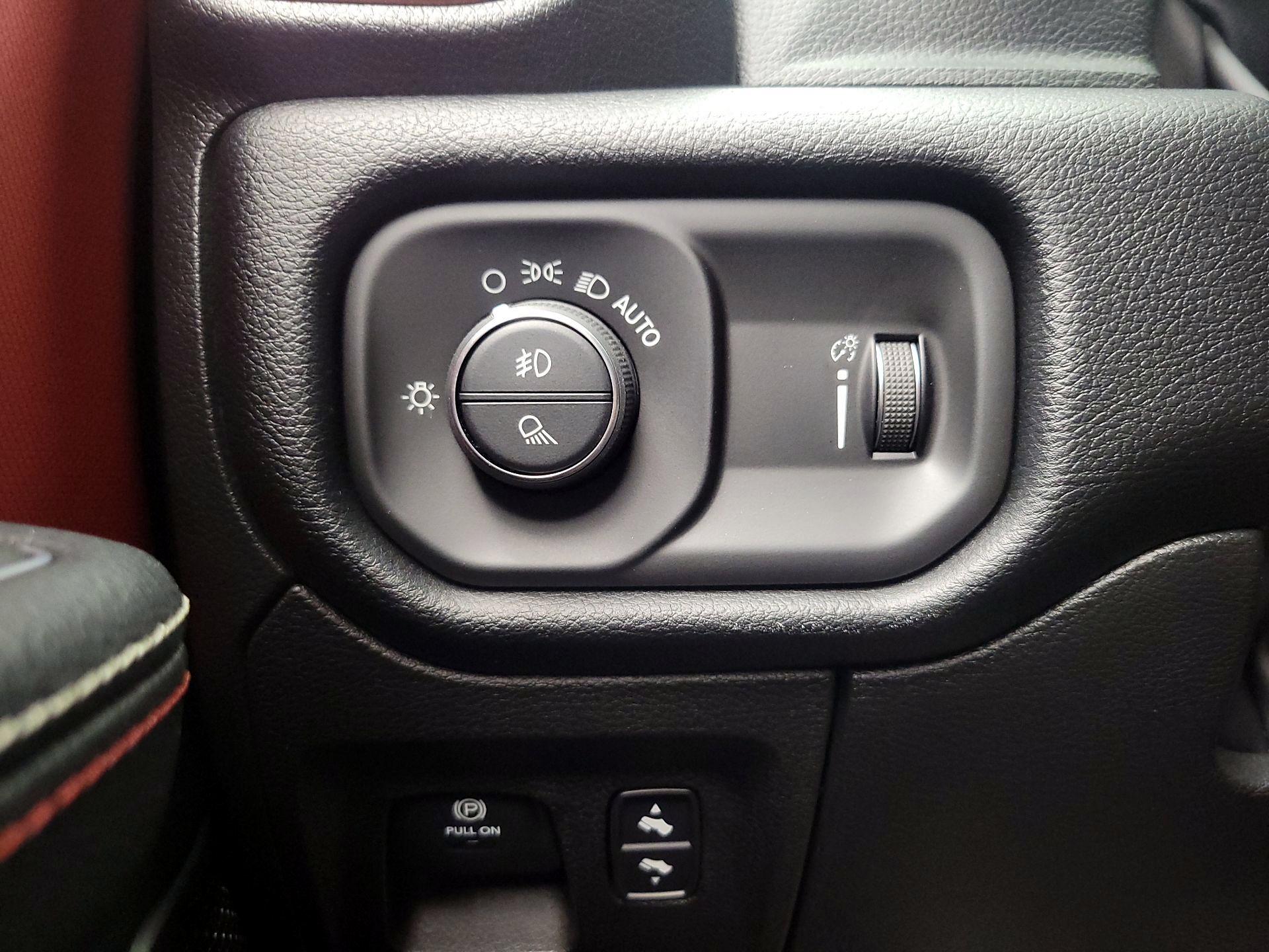 Thumbnail: 2022 RAM 1500 - 13