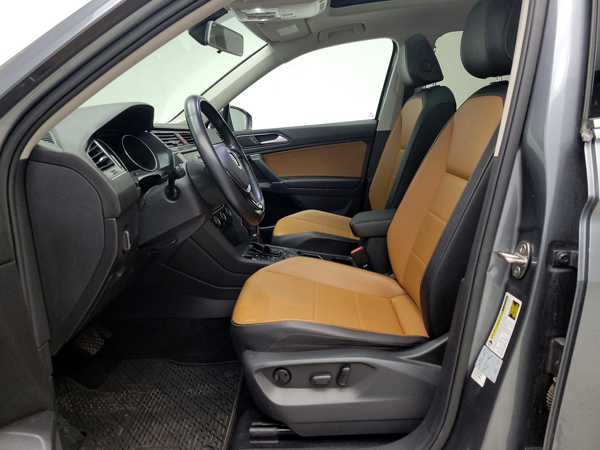 Thumbnail: 2018 Volkswagen Tiguan - 11