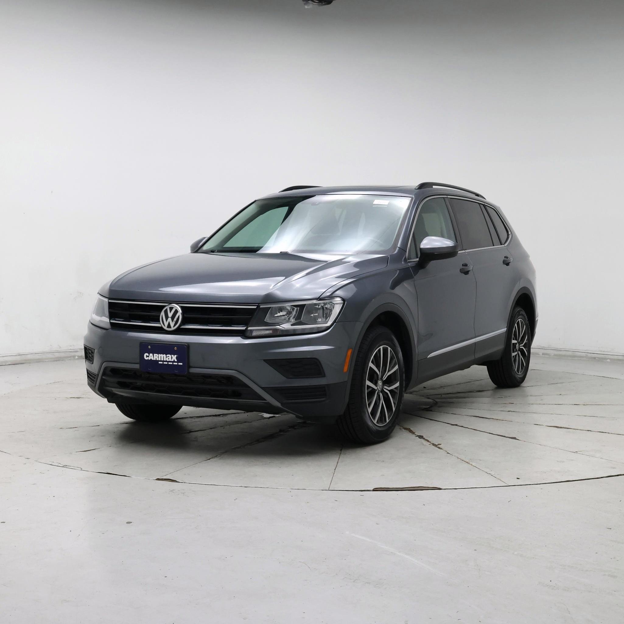Thumbnail: 2018 Volkswagen Tiguan - 4