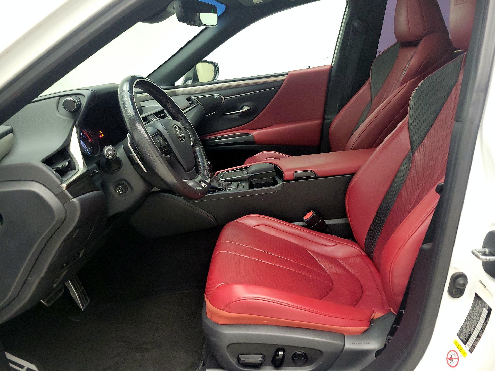 Thumbnail: 2019 Lexus ES - 11