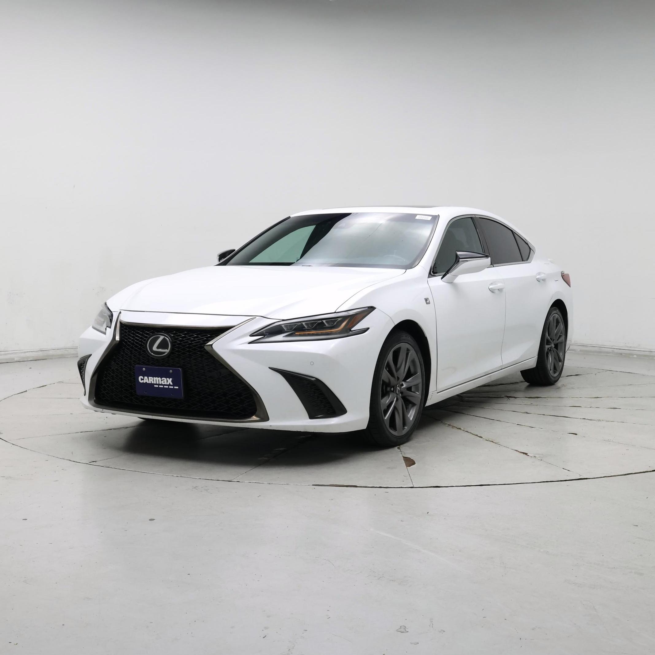 Thumbnail: 2019 Lexus ES - 4