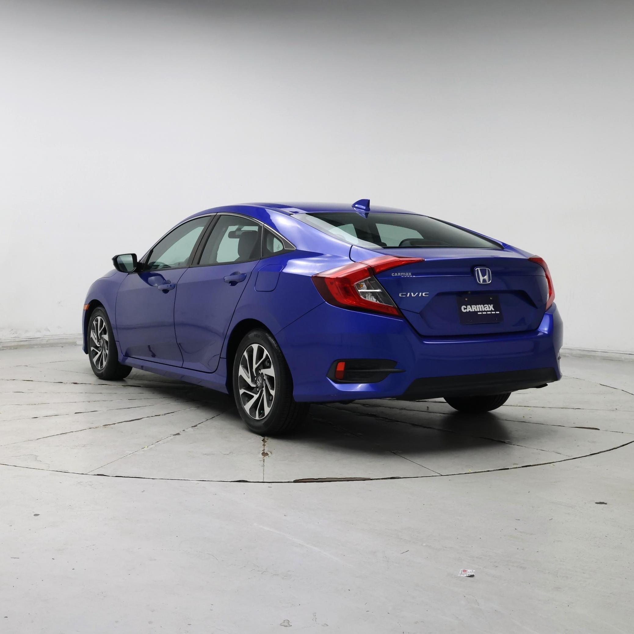 Thumbnail: 2017 Honda Civic - 2