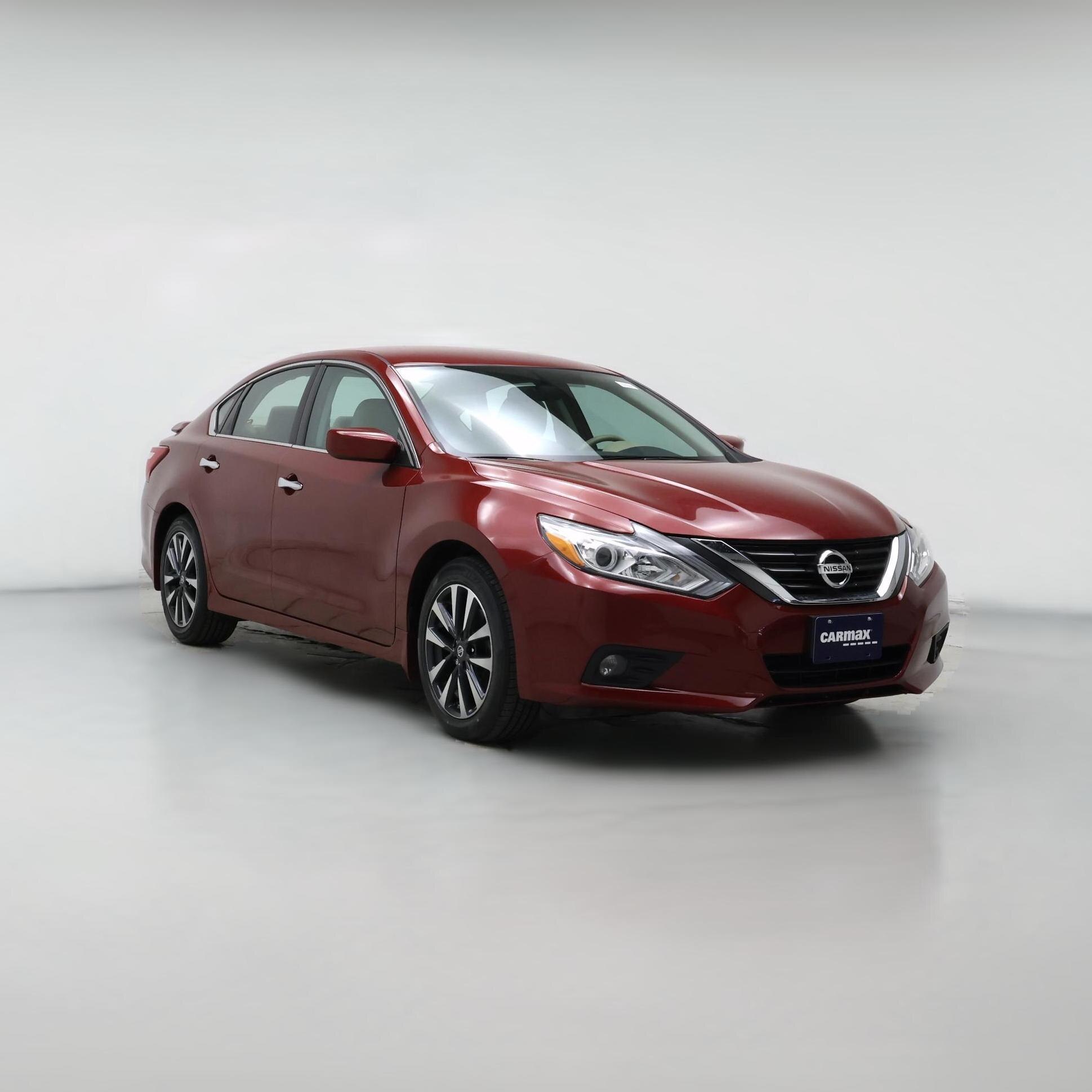 Thumbnail: 2016 Nissan Altima - 1