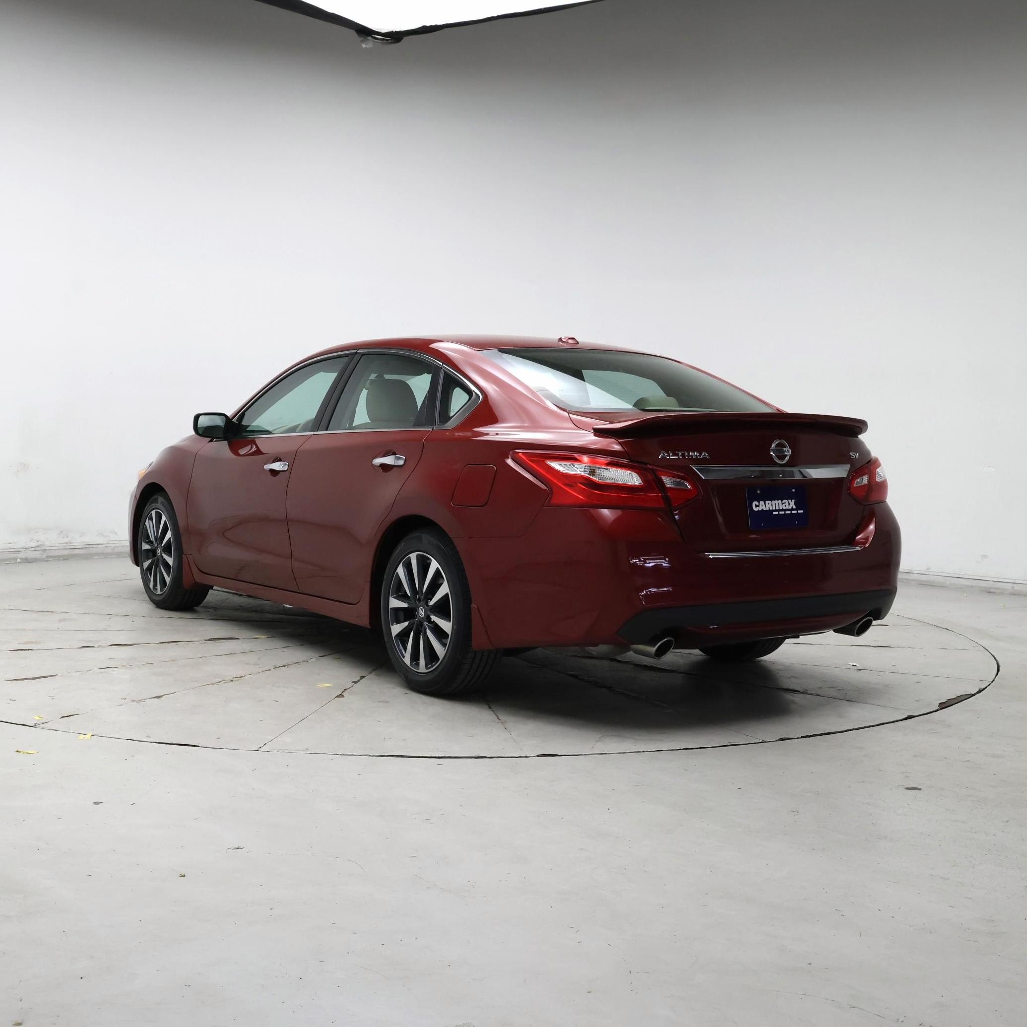 Thumbnail: 2016 Nissan Altima - 2