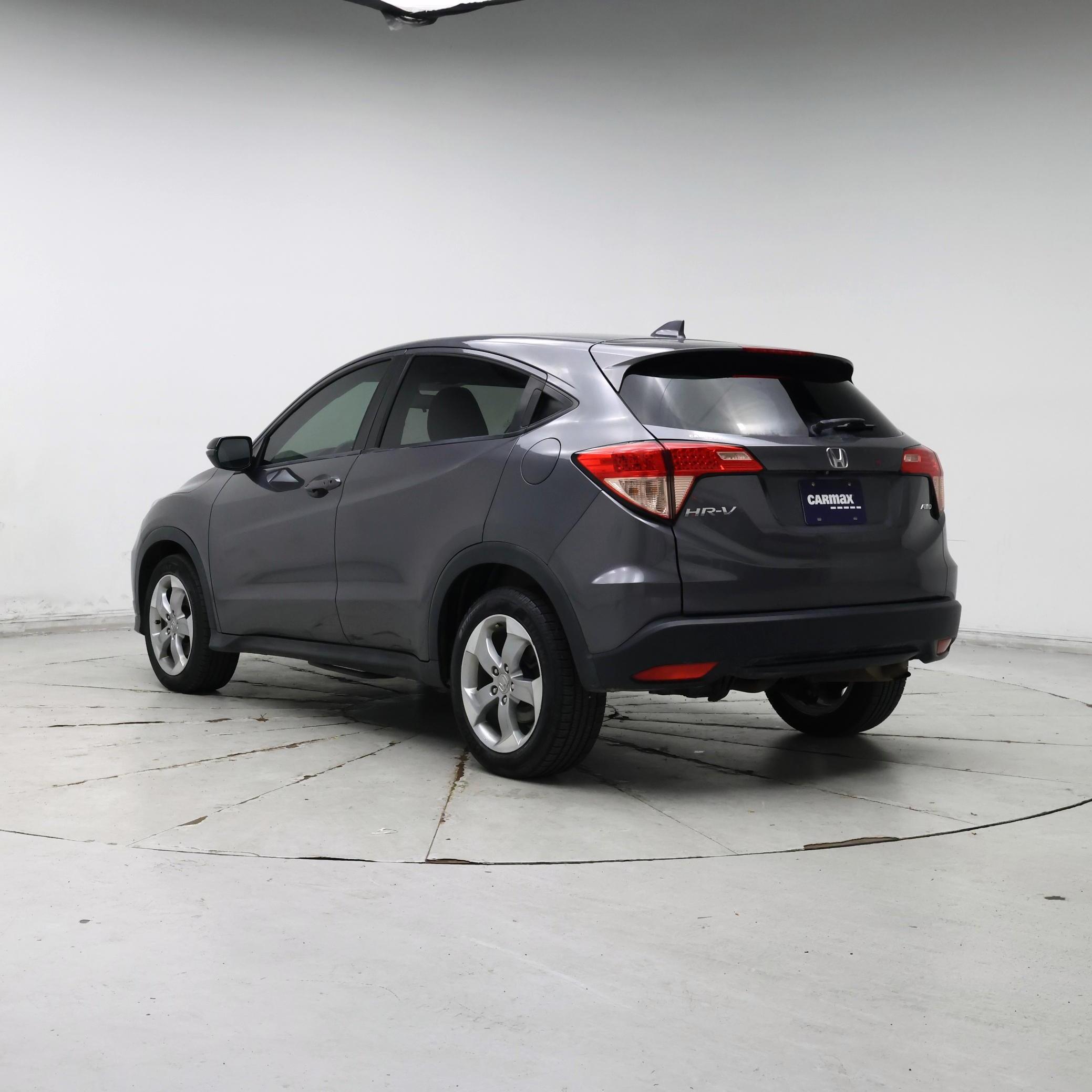 Thumbnail: 2017 Honda HR-V - 2