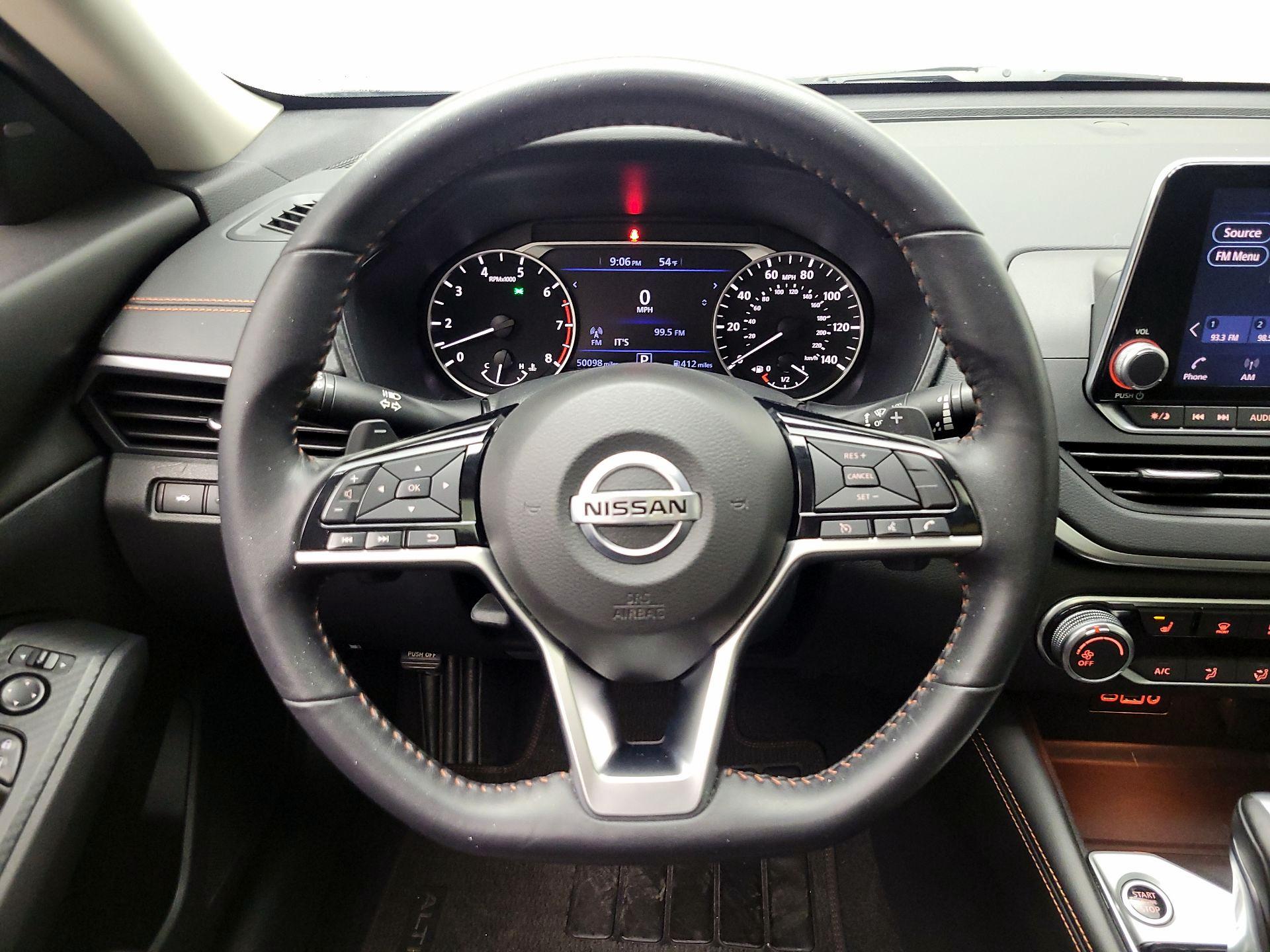 Thumbnail: 2020 Nissan Altima - 10