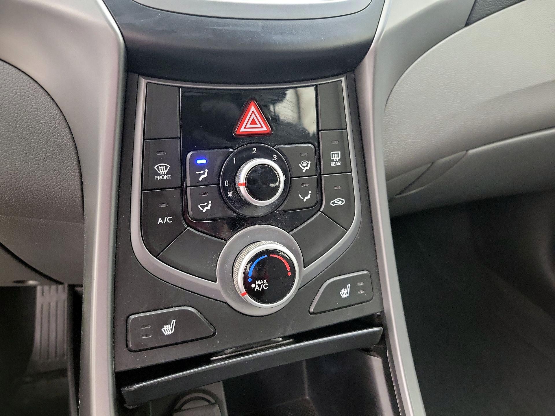 Thumbnail: 2014 Hyundai Elantra - 16