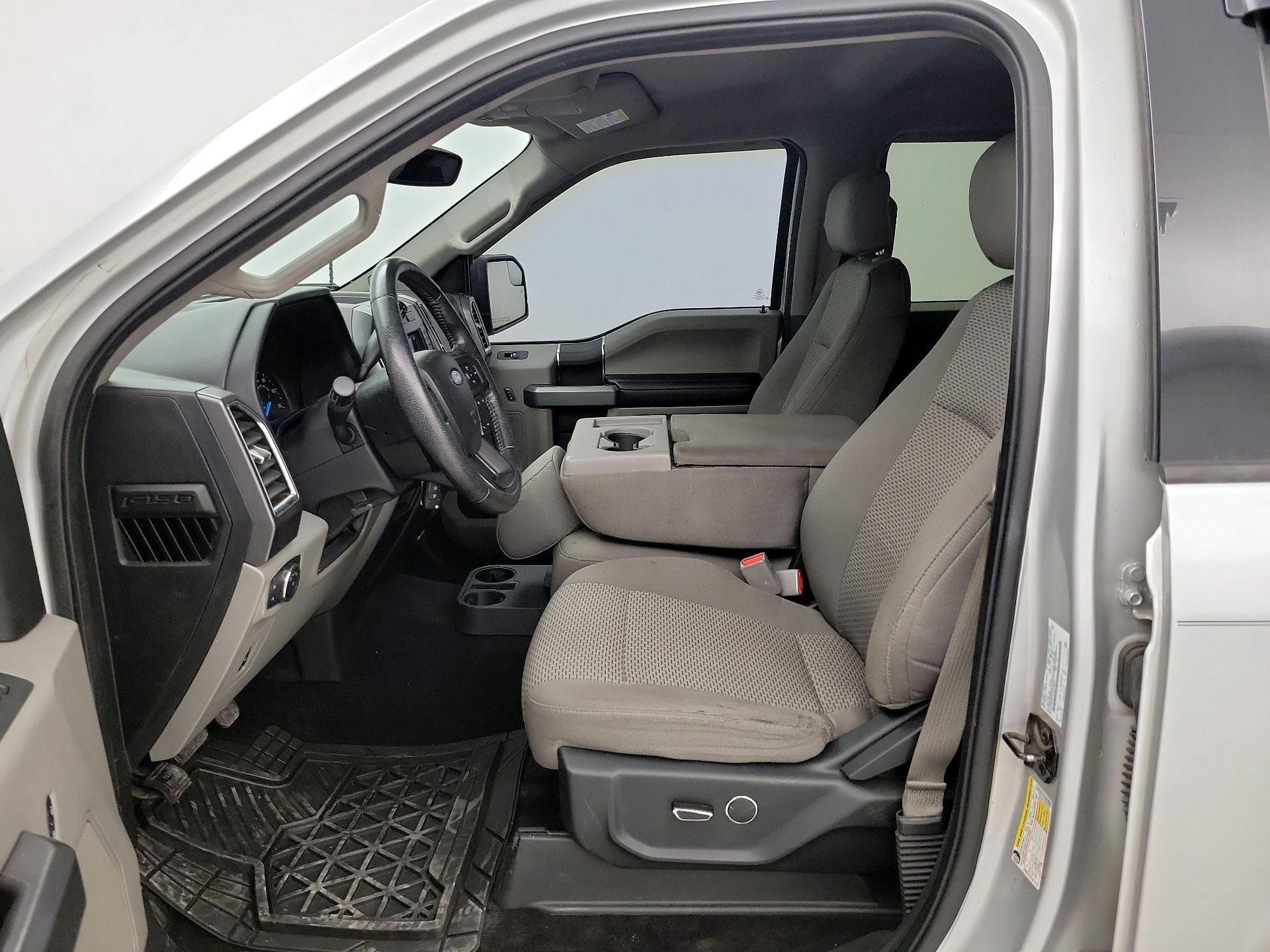 Thumbnail: 2016 Ford F-150 - 11