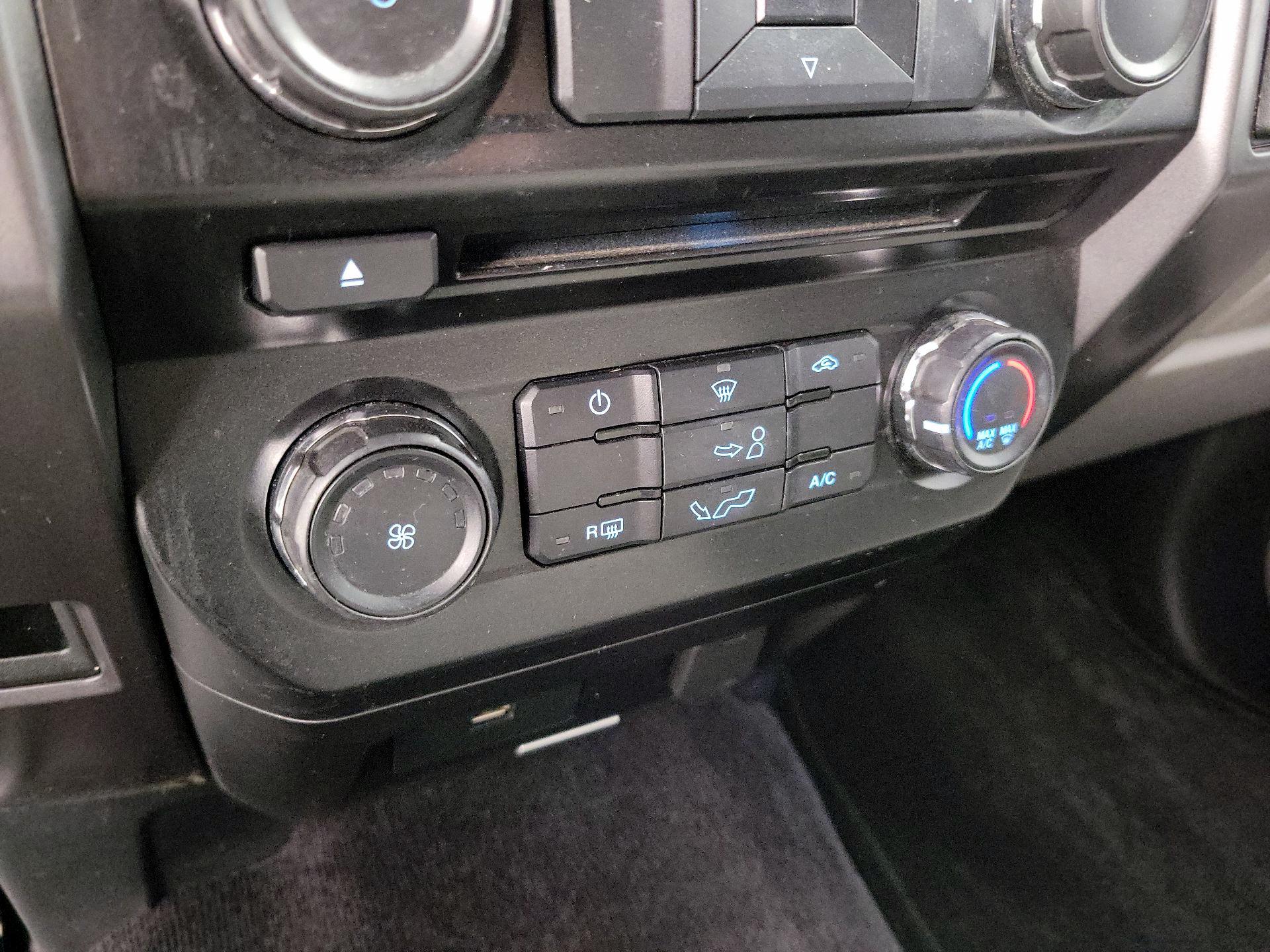 Thumbnail: 2016 Ford F-150 - 16