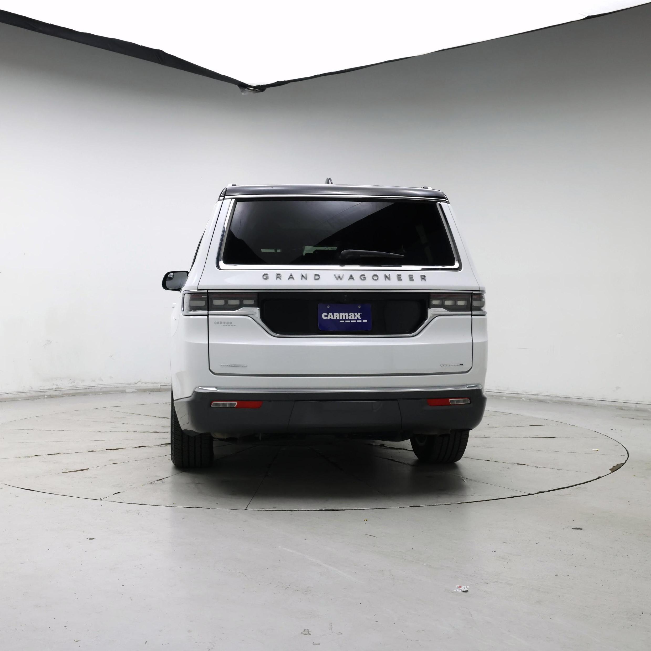 Thumbnail: 2022 Jeep Grand Wagoneer - 6