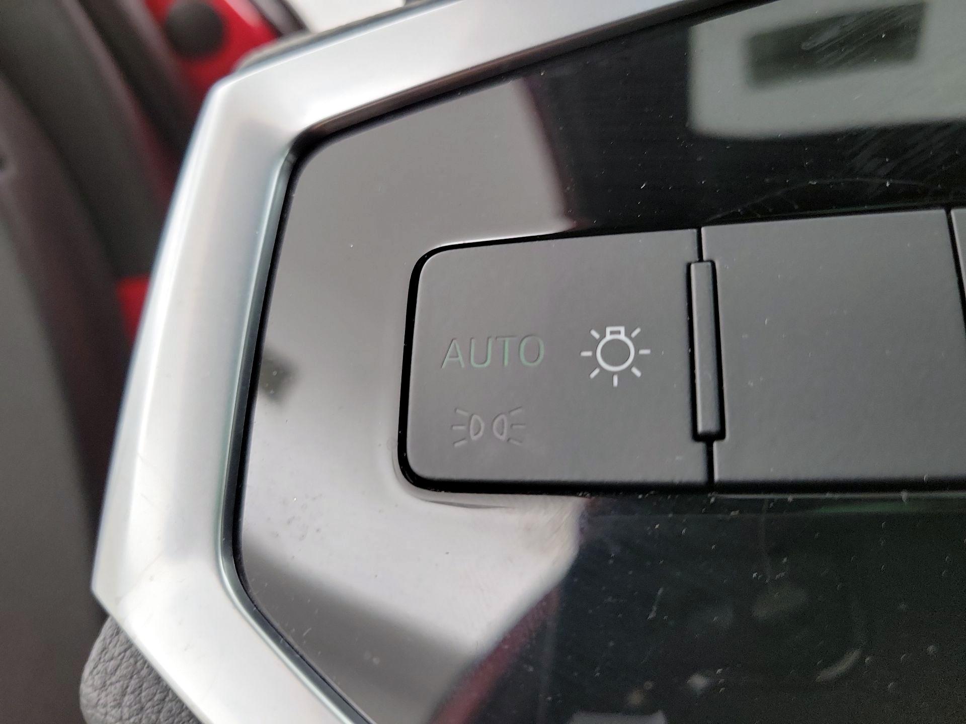 Thumbnail: 2022 Audi Q3 - 13