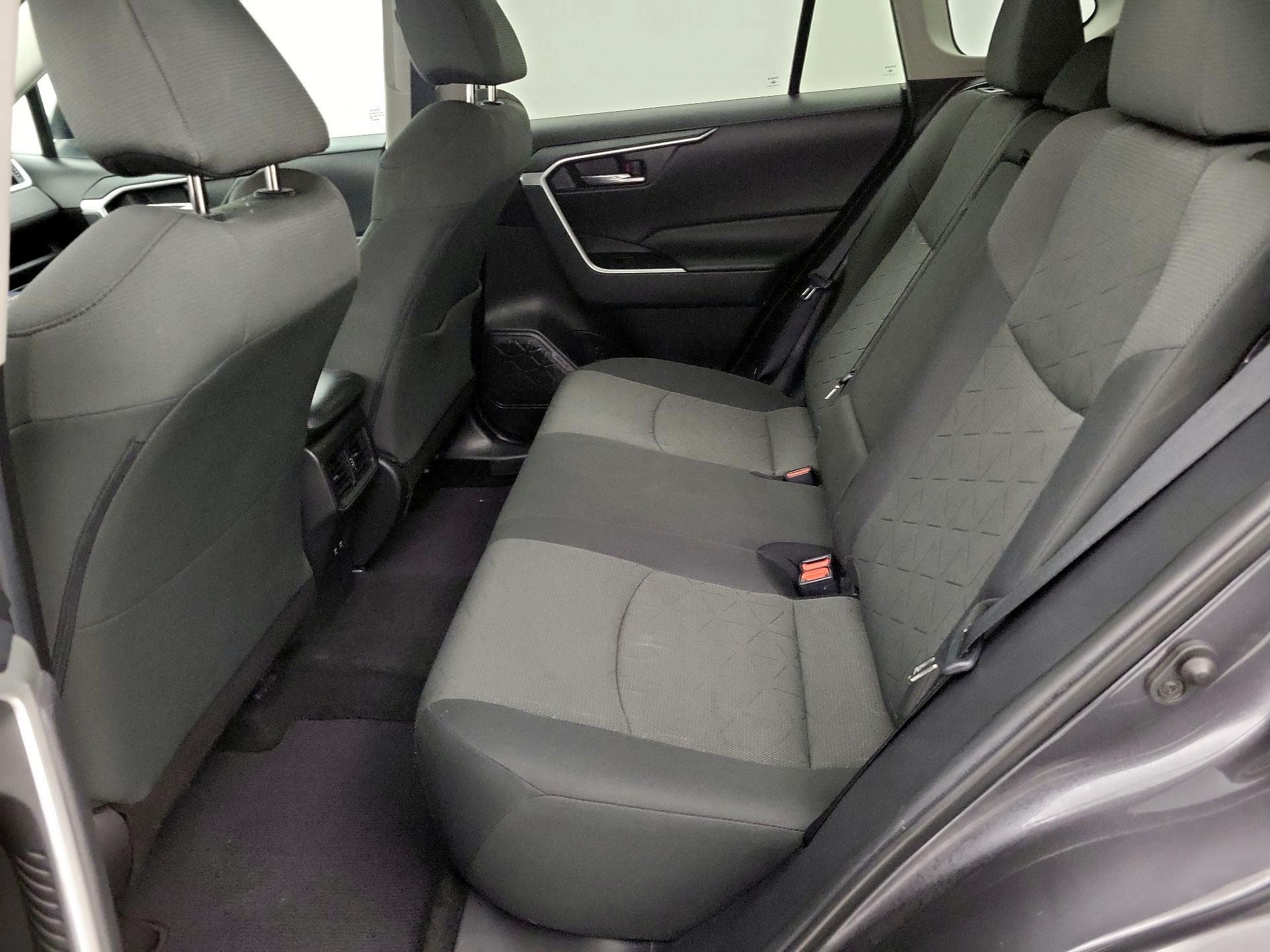 Thumbnail: 2021 Toyota RAV4 - 19
