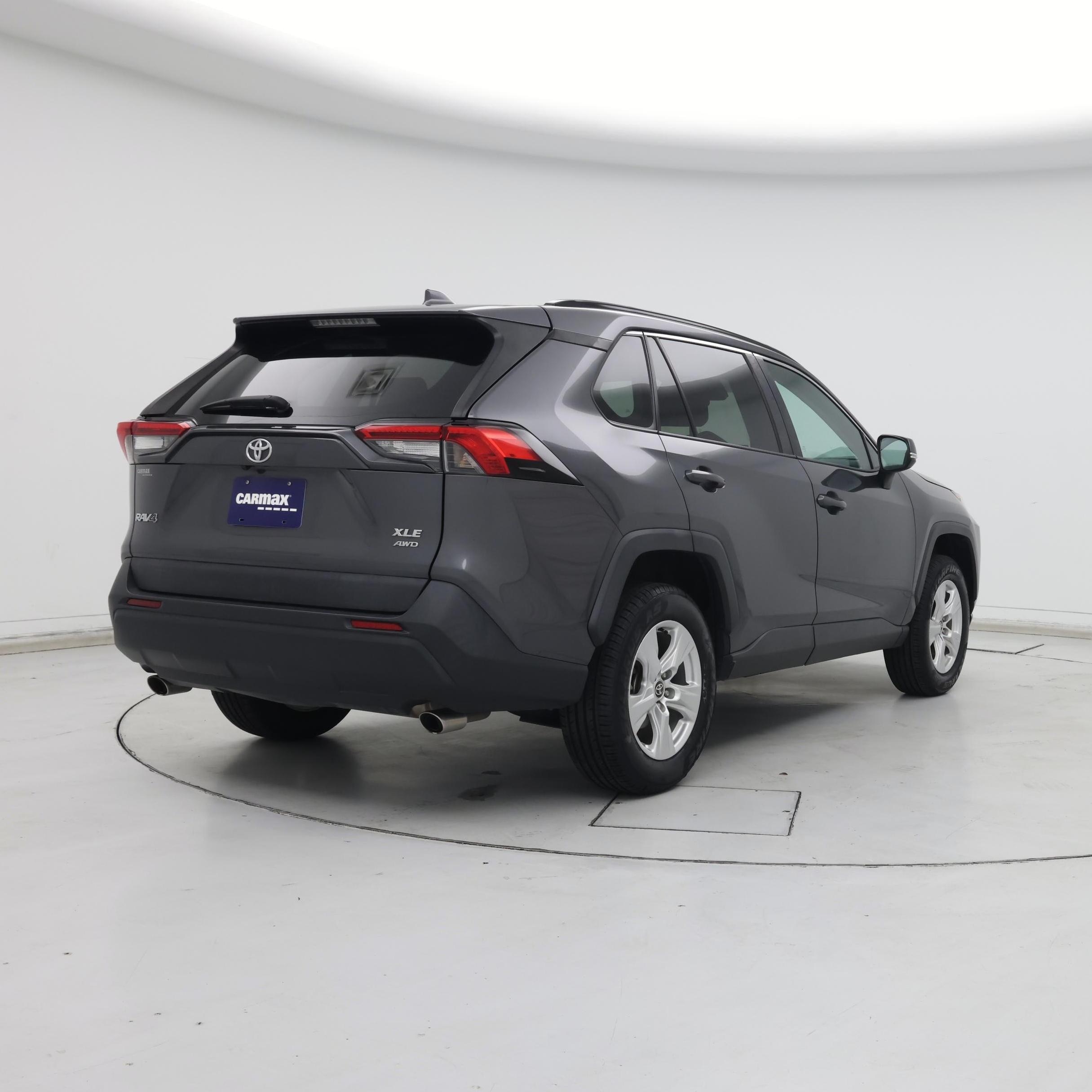 Thumbnail: 2021 Toyota RAV4 - 8
