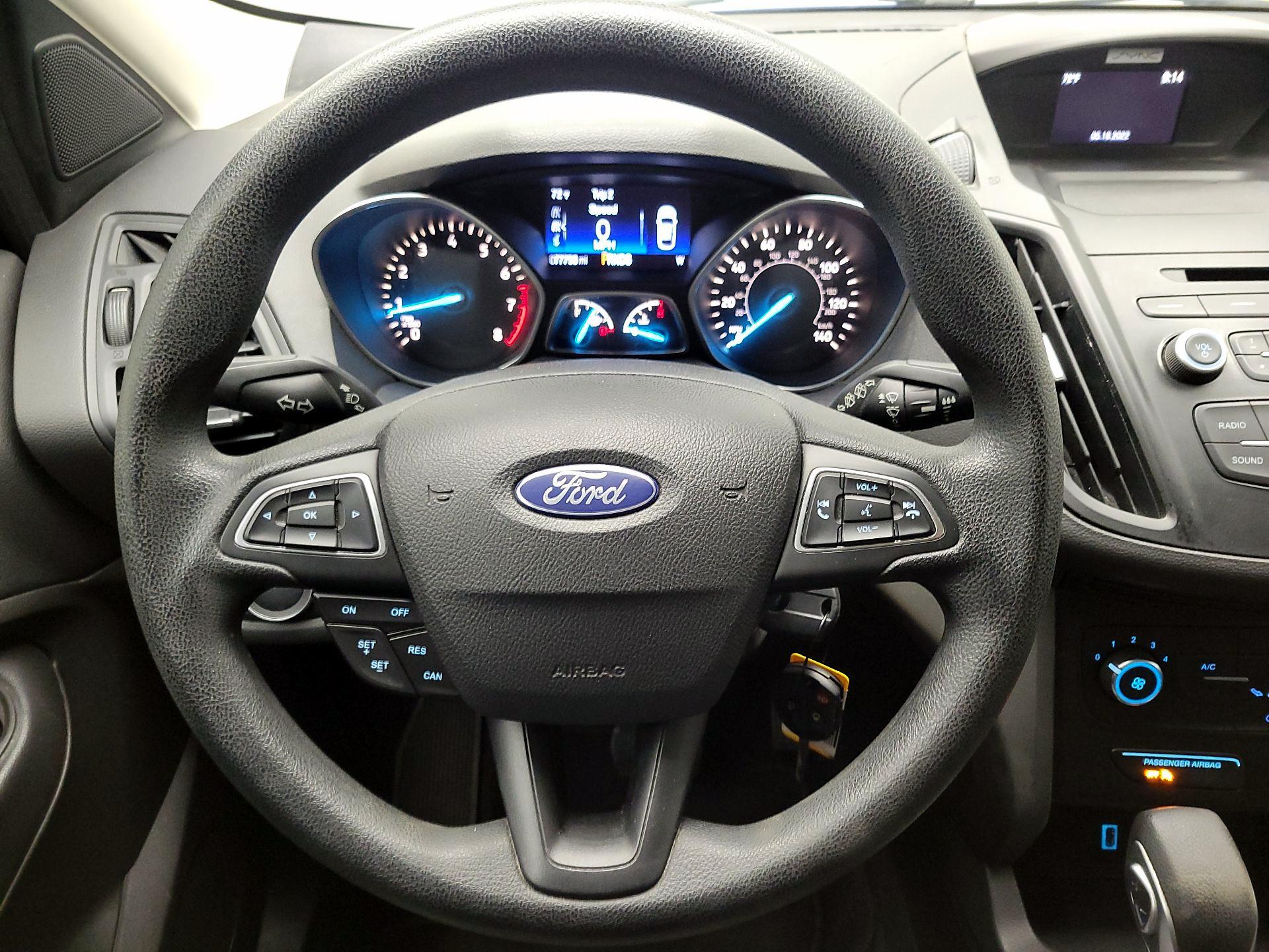 Thumbnail: 2017 Ford Escape - 10