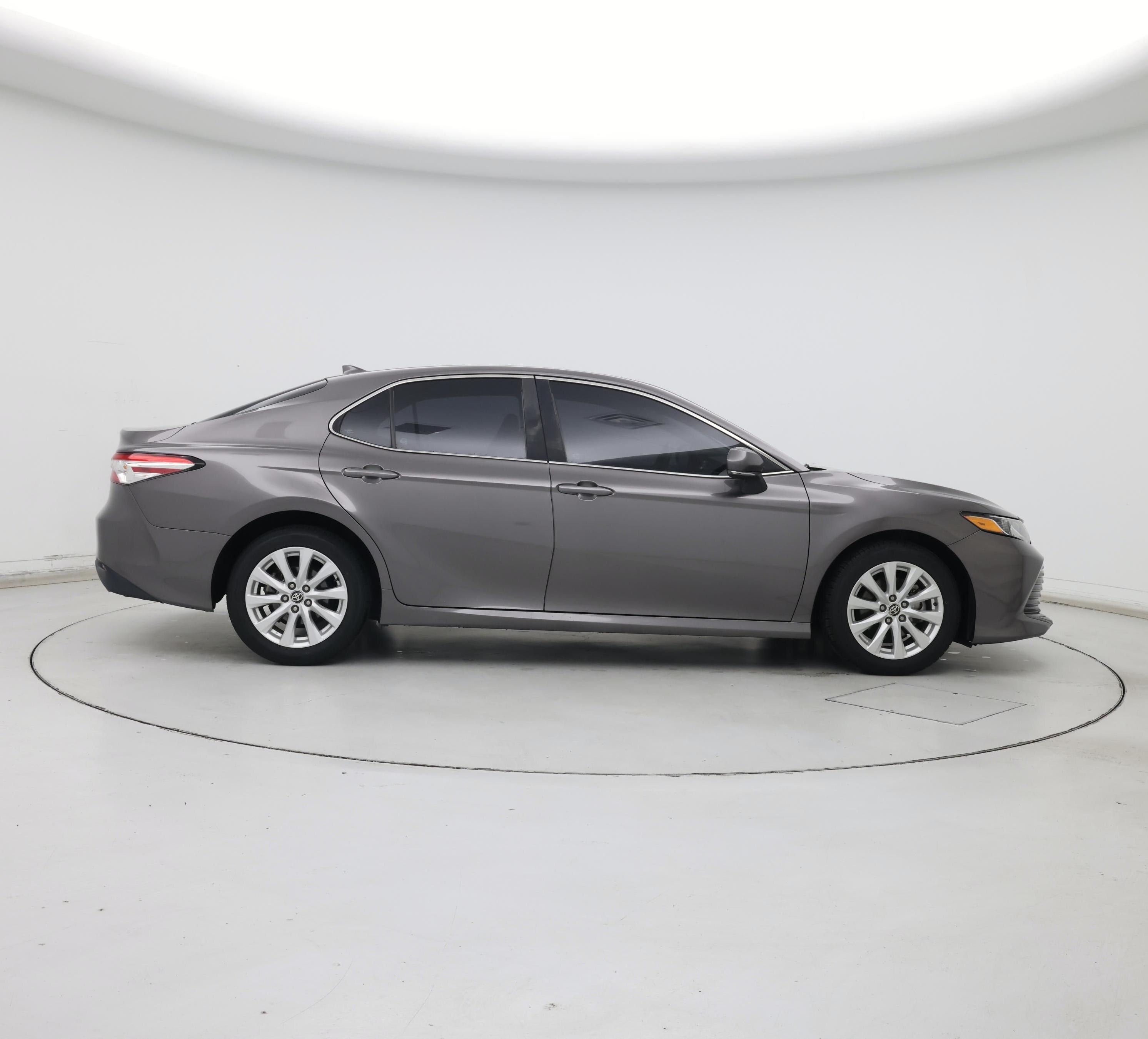 Thumbnail: 2020 Toyota Camry - 7
