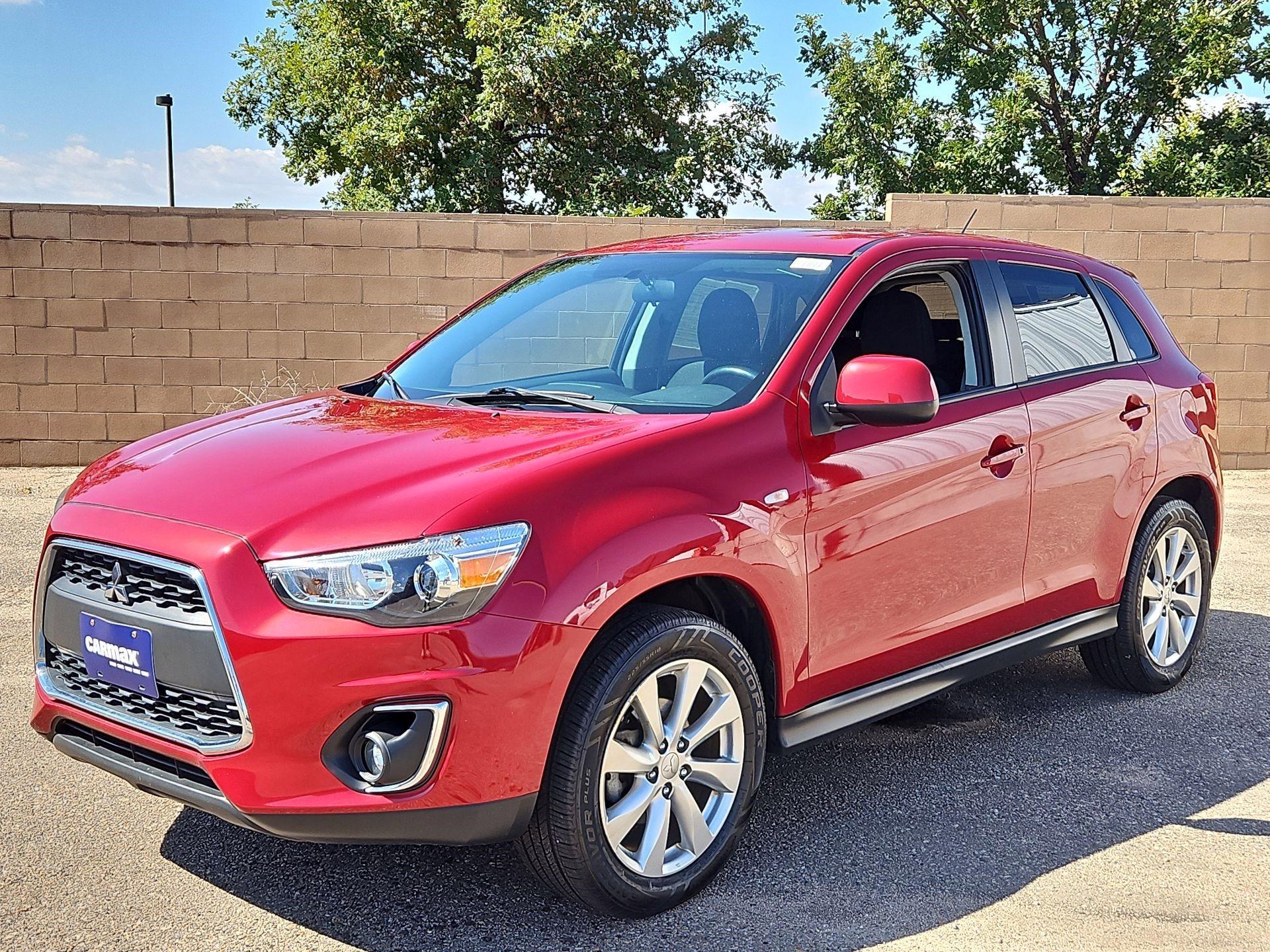Thumbnail: 2015 Mitsubishi Outlander Sport - 3
