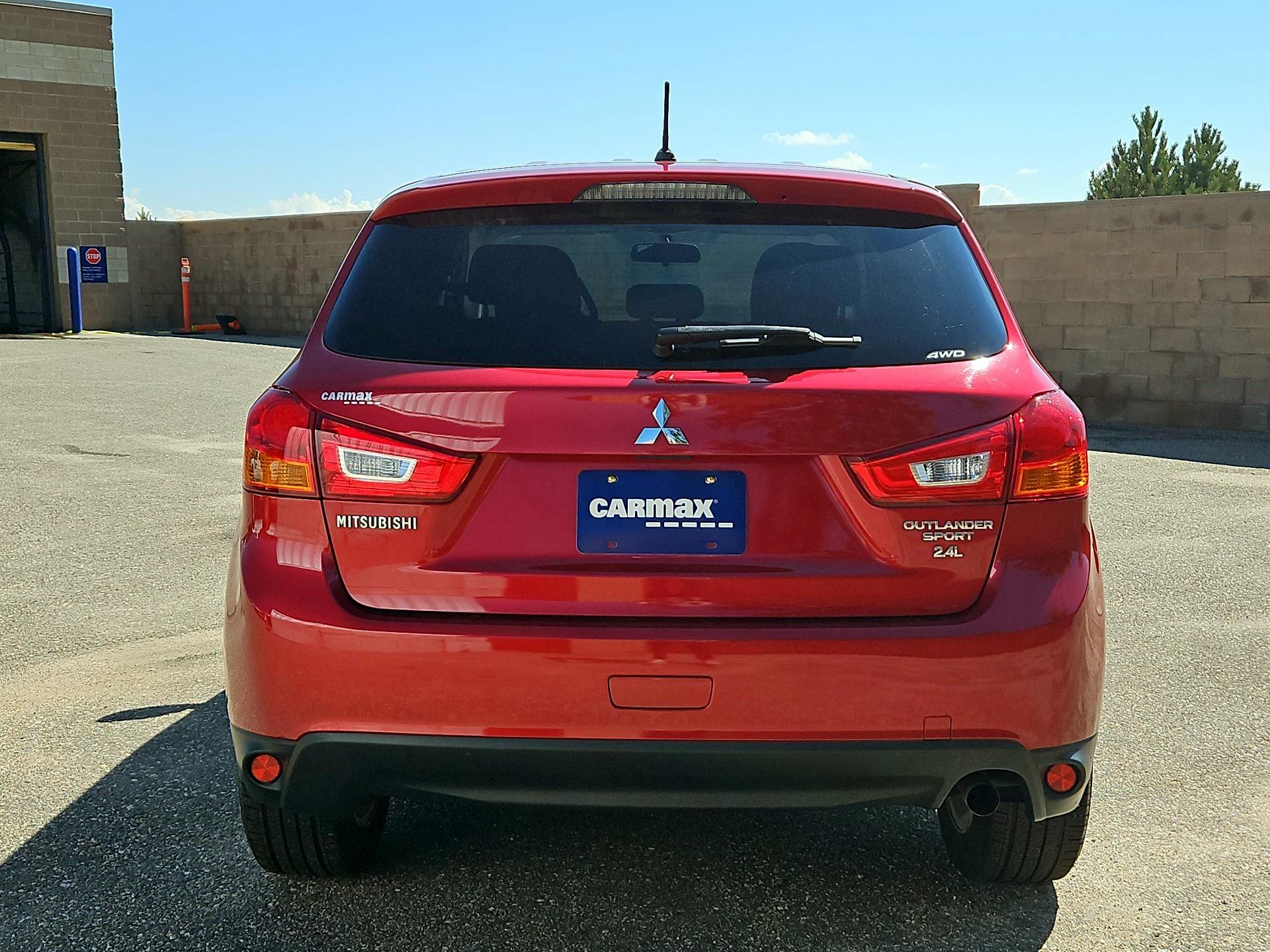 Thumbnail: 2015 Mitsubishi Outlander Sport - 6