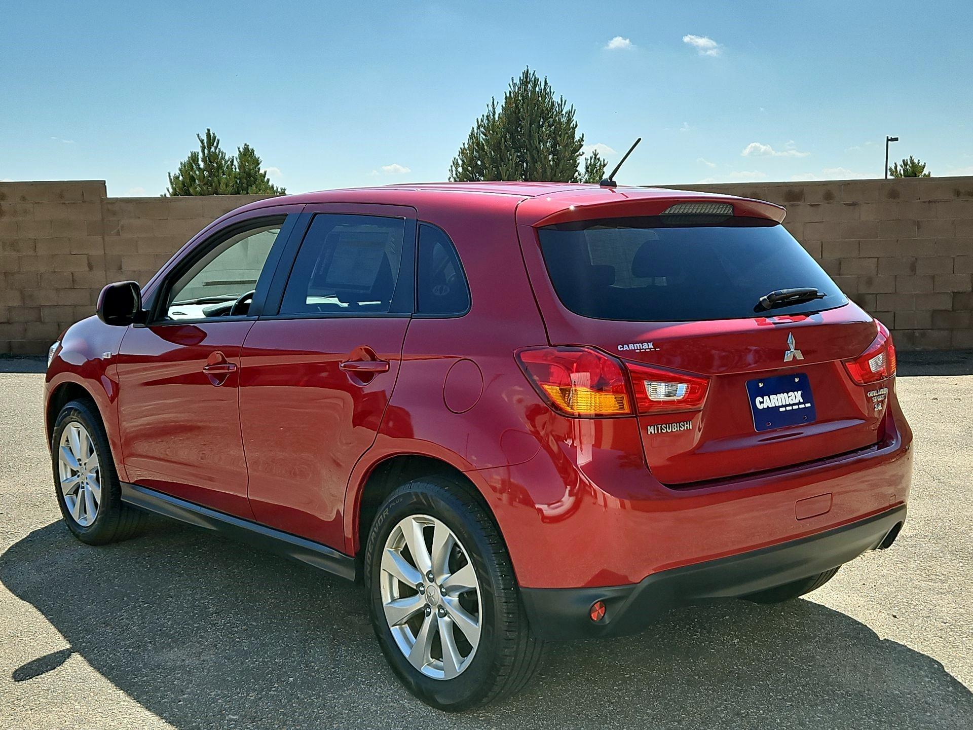 Thumbnail: 2015 Mitsubishi Outlander Sport - 7