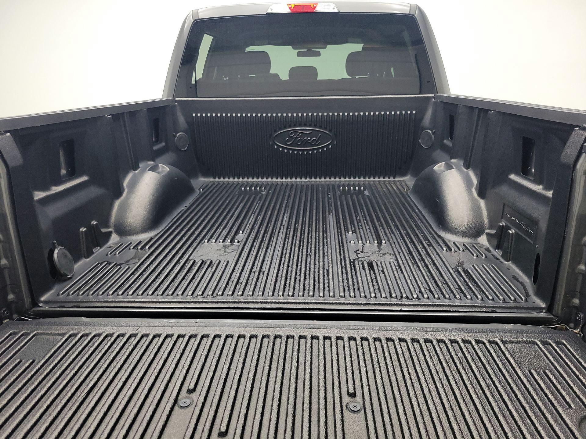 Thumbnail: 2017 Ford F-150 - 19