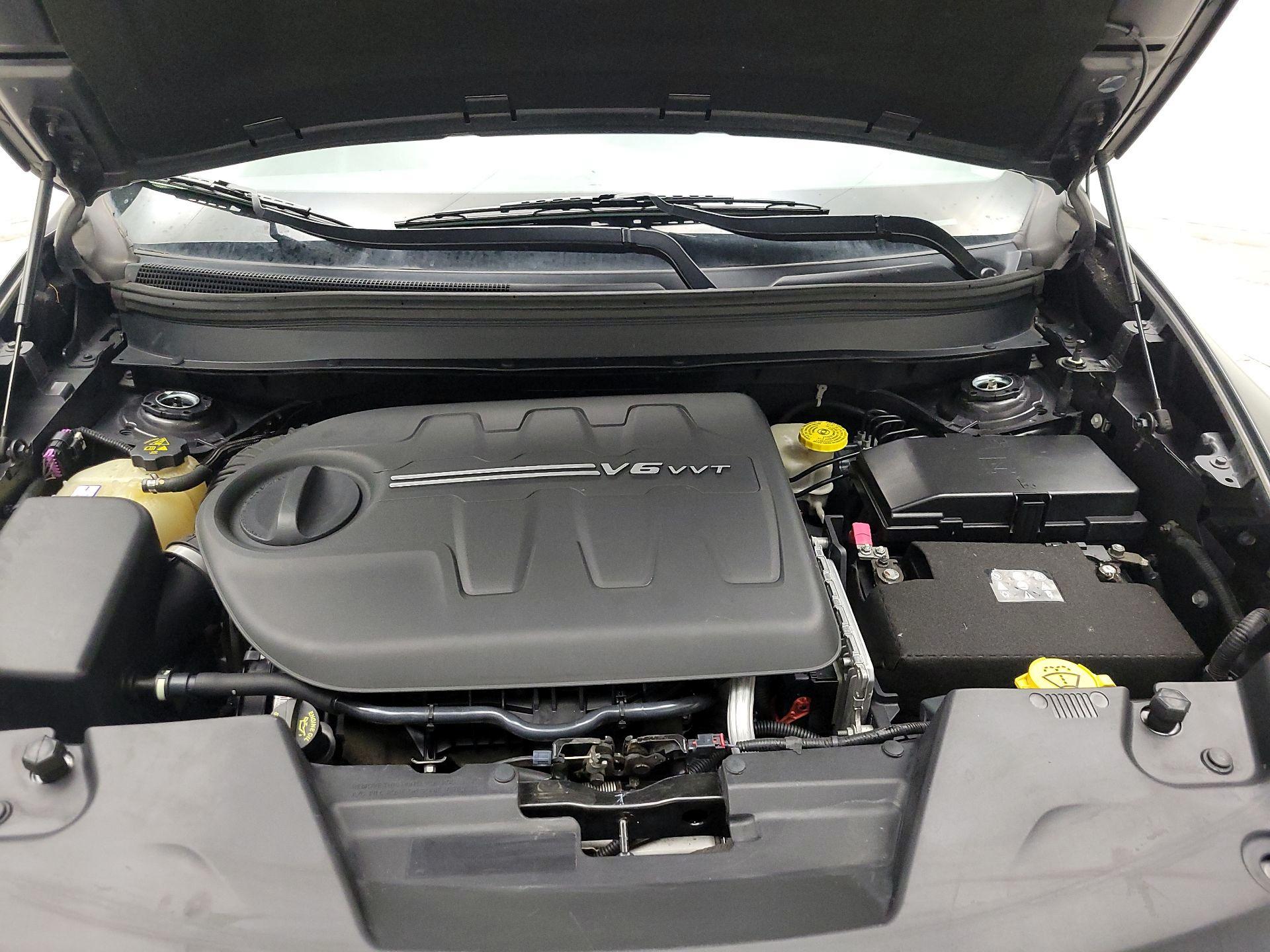 Thumbnail: 2015 Jeep Cherokee - 20