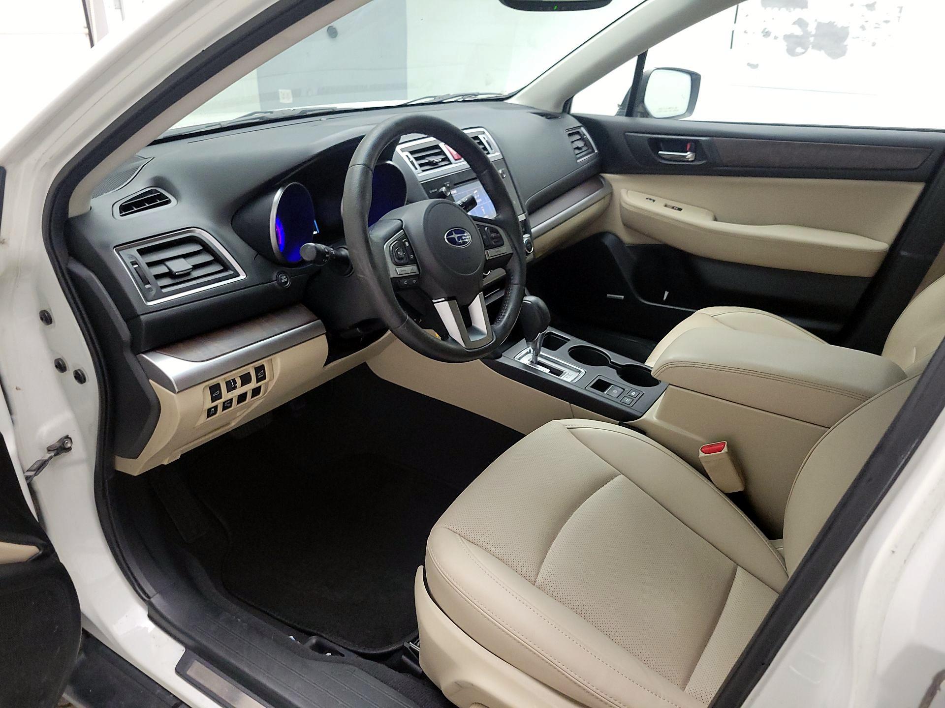Thumbnail: 2015 Subaru Outback - 9