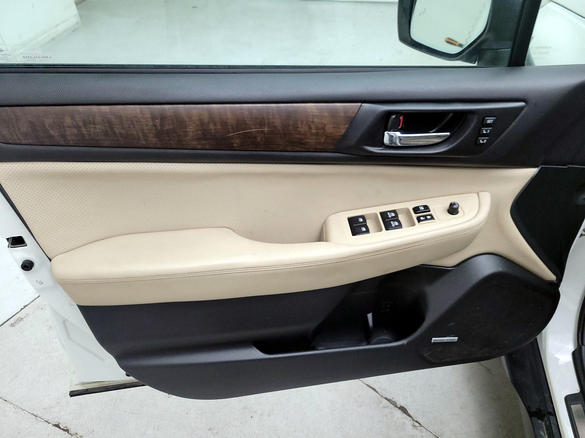 Thumbnail: 2015 Subaru Outback - 10