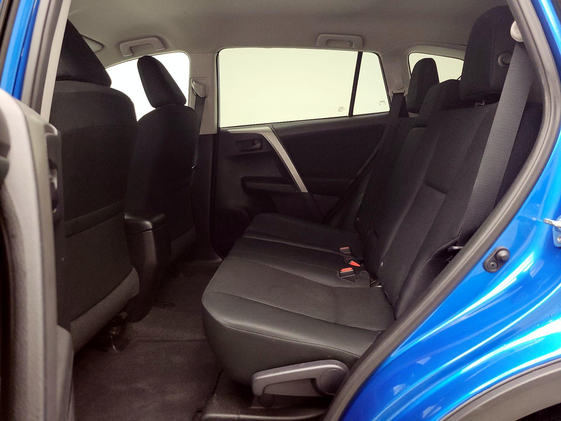 Thumbnail: 2017 Toyota RAV4 - 19