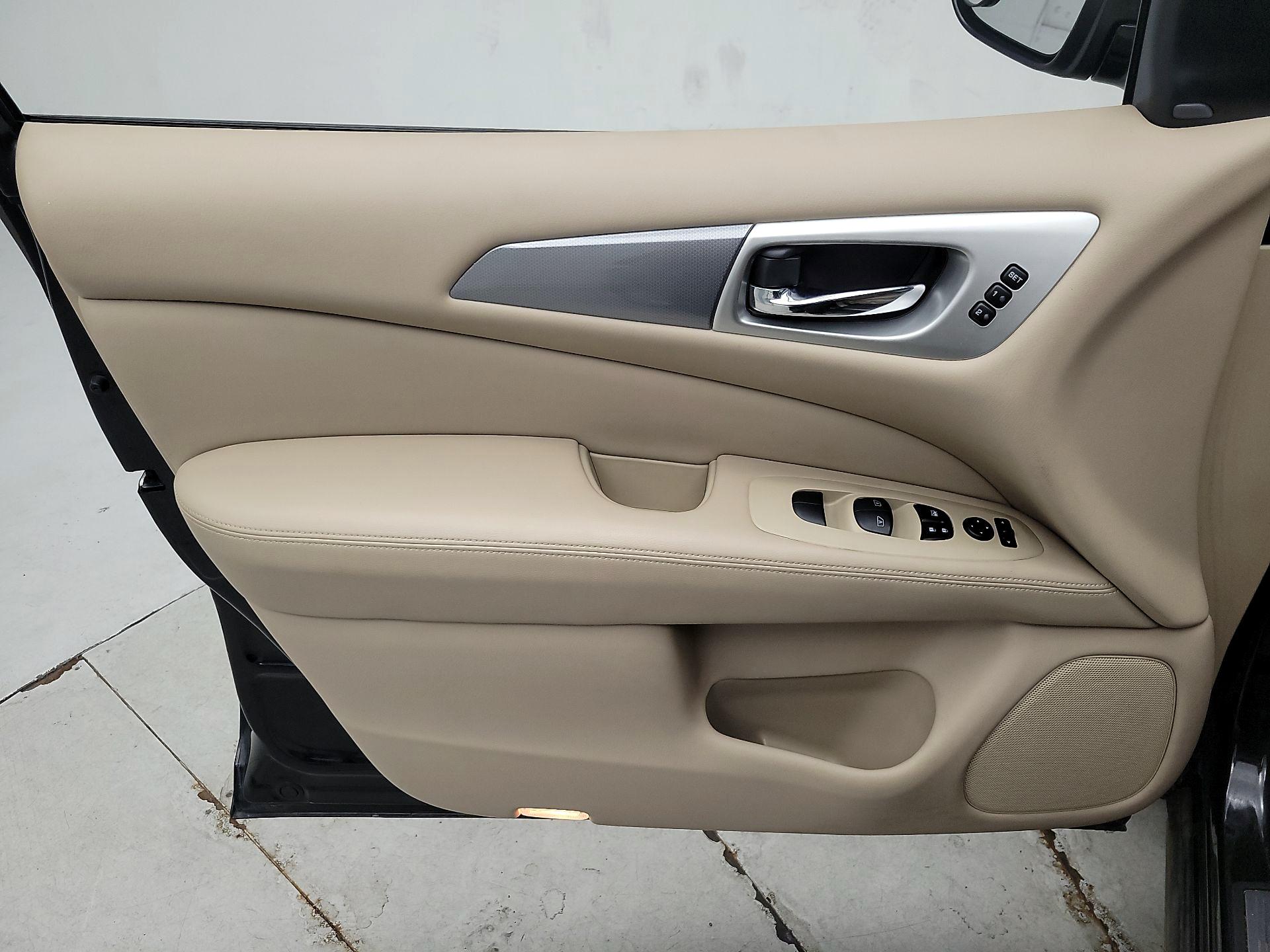 Thumbnail: 2018 Nissan Pathfinder - 12