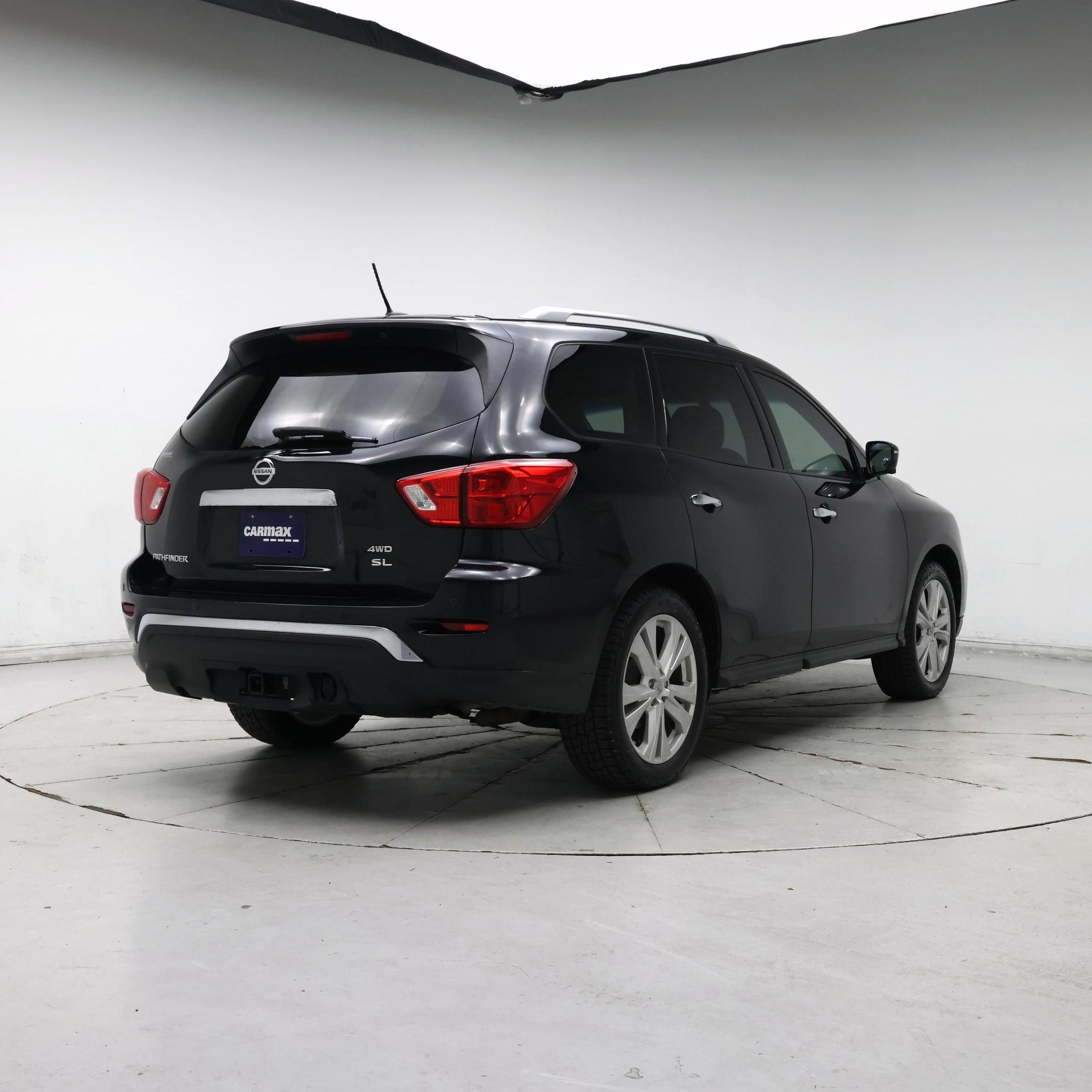 Thumbnail: 2018 Nissan Pathfinder - 8
