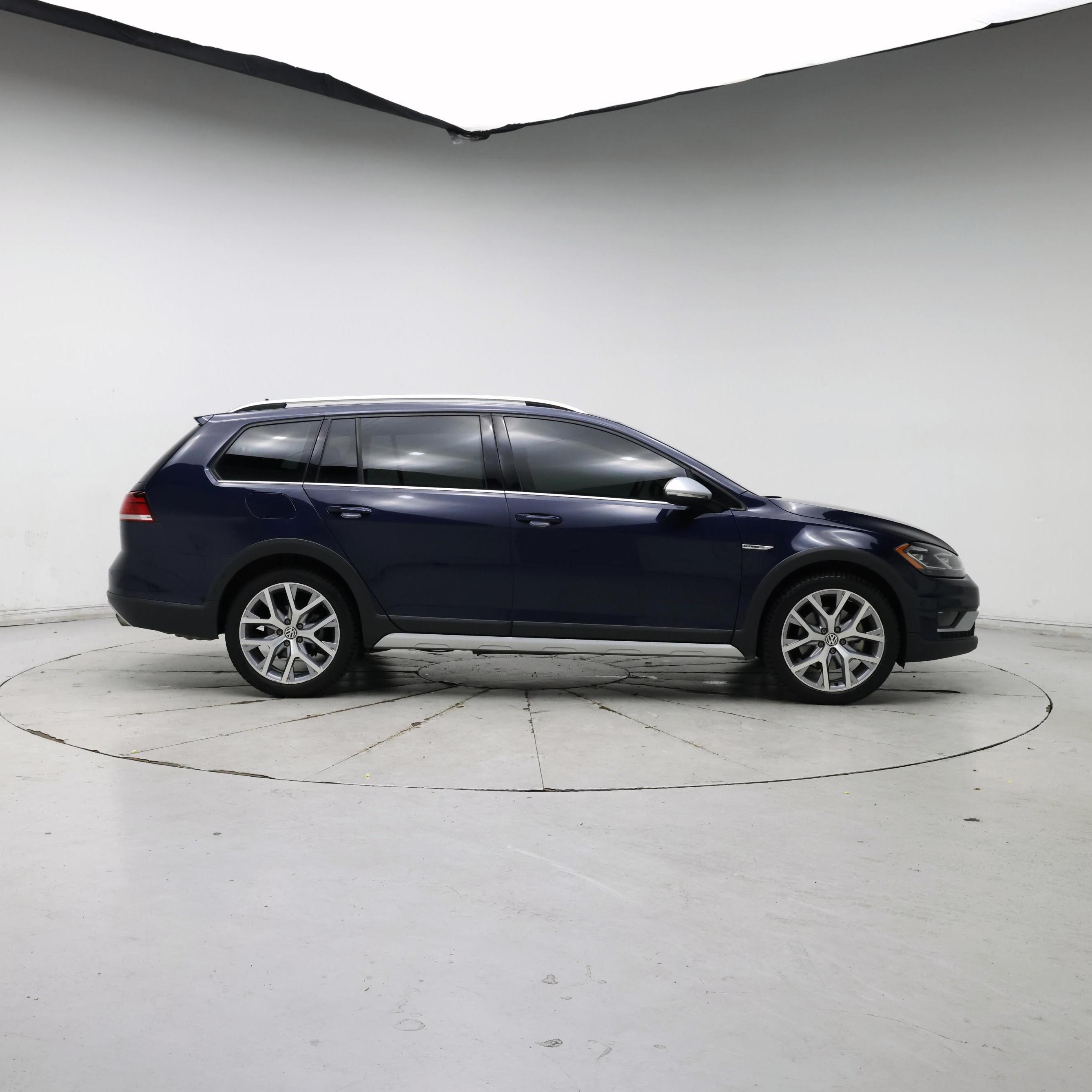 Thumbnail: 2019 Volkswagen Golf - 7