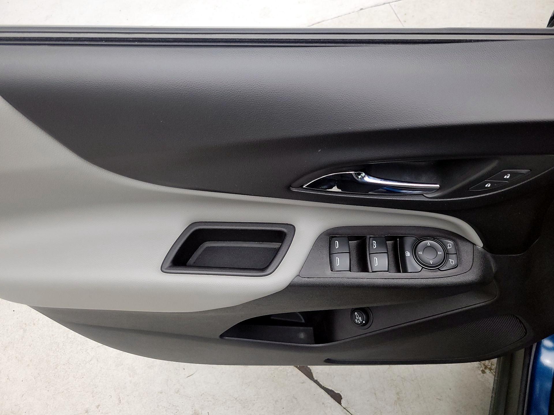 Thumbnail: 2019 Chevrolet Equinox - 12