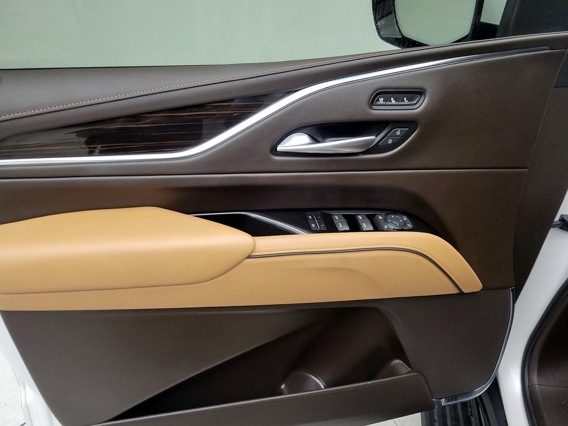 Thumbnail: 2023 Cadillac Escalade - 12