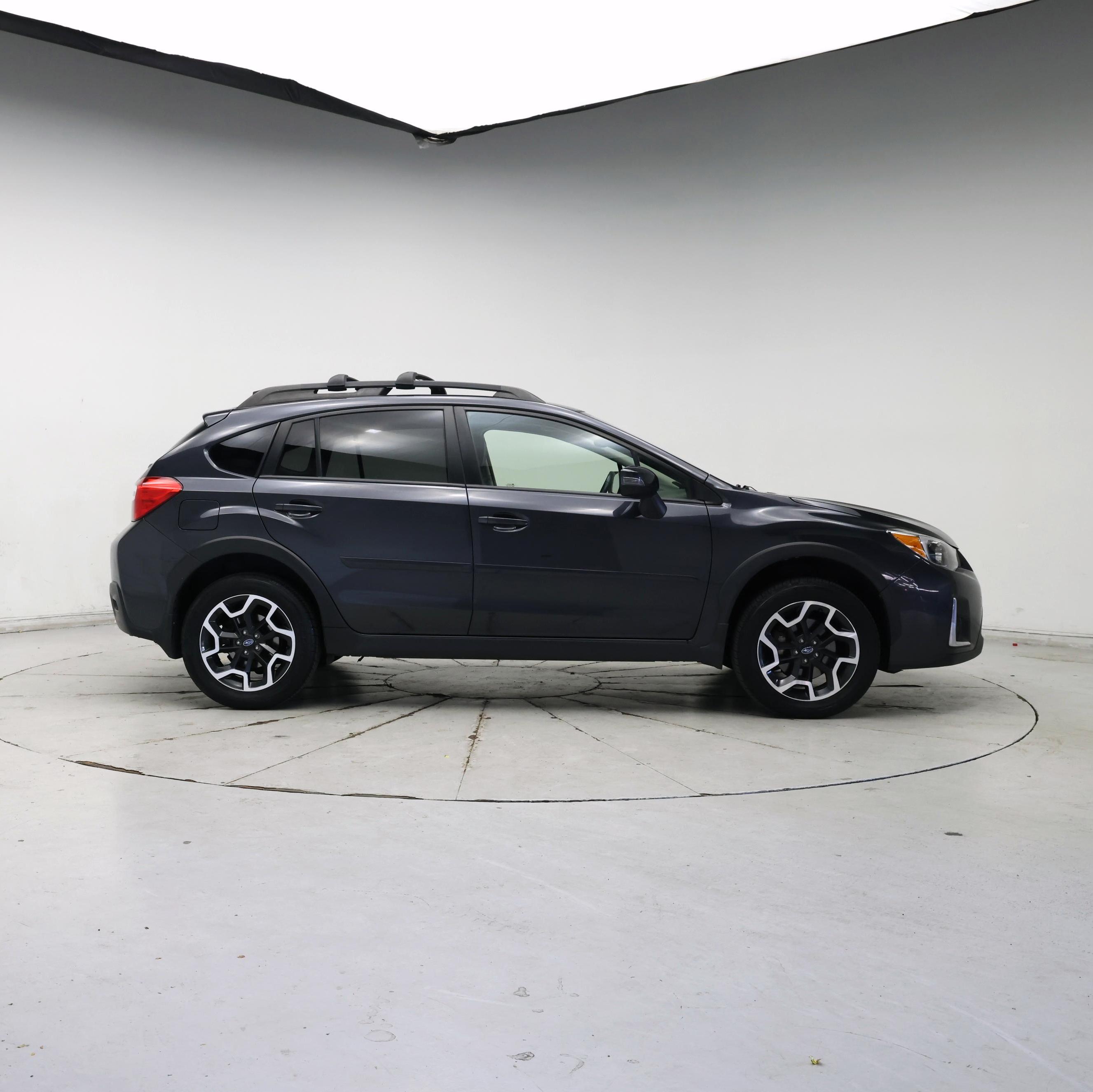 Thumbnail: 2016 Subaru XV Crosstrek - 7