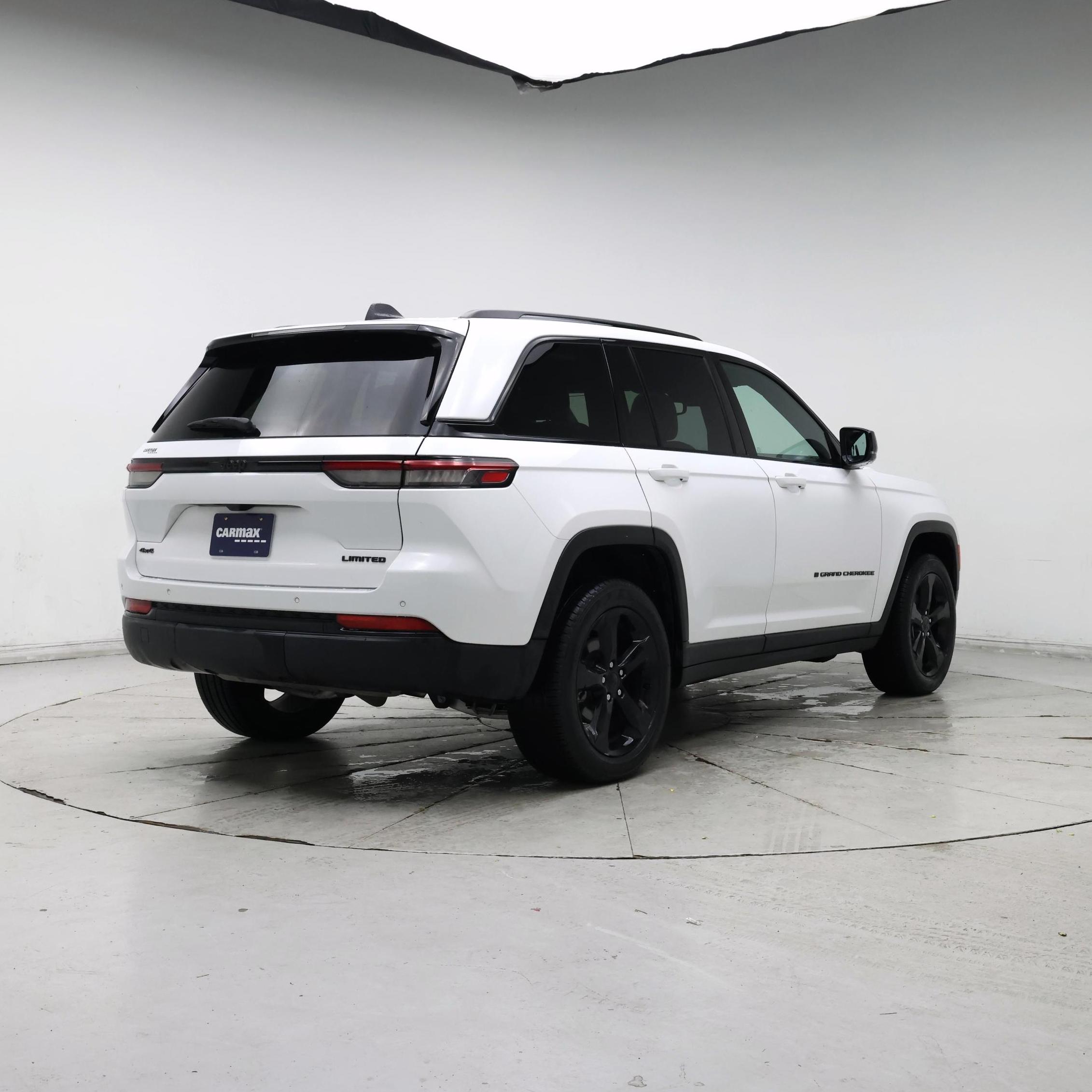 Thumbnail: 2024 Jeep Grand Cherokee - 8
