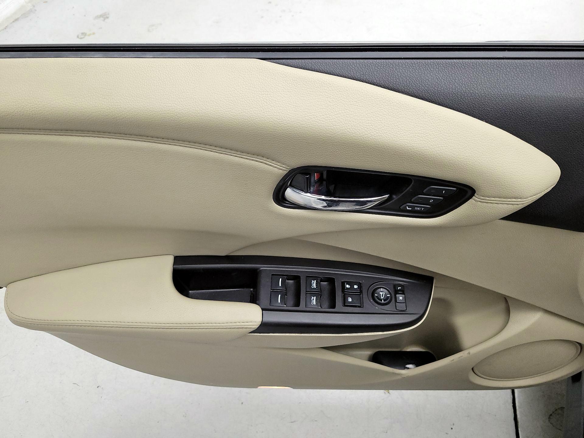 Thumbnail: 2014 Acura RDX - 10