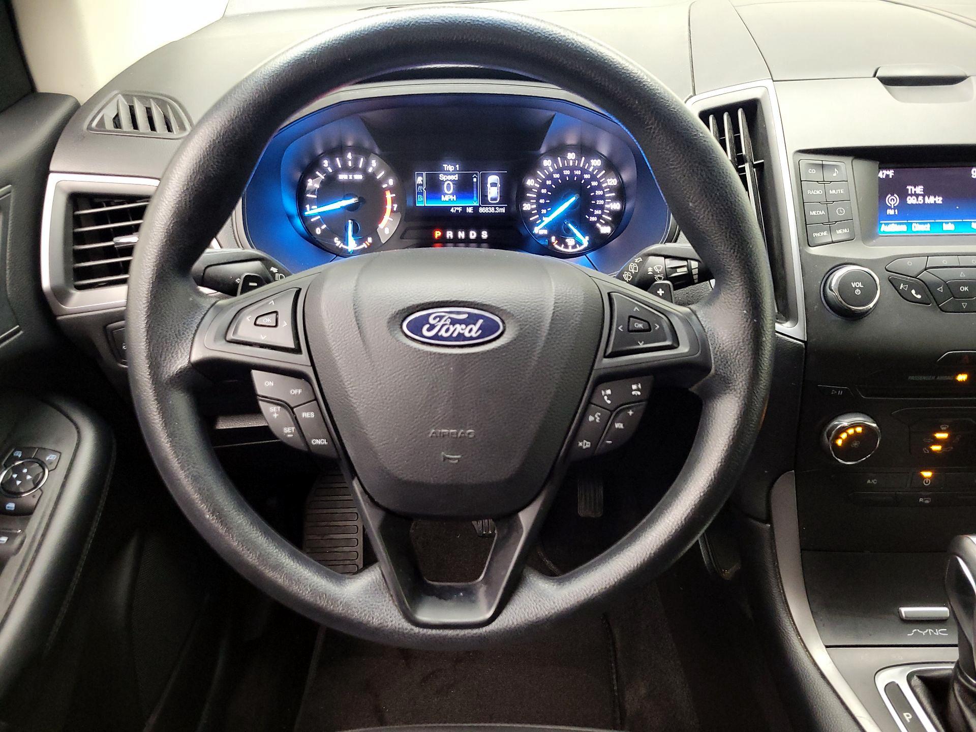 Thumbnail: 2017 Ford Edge - 10