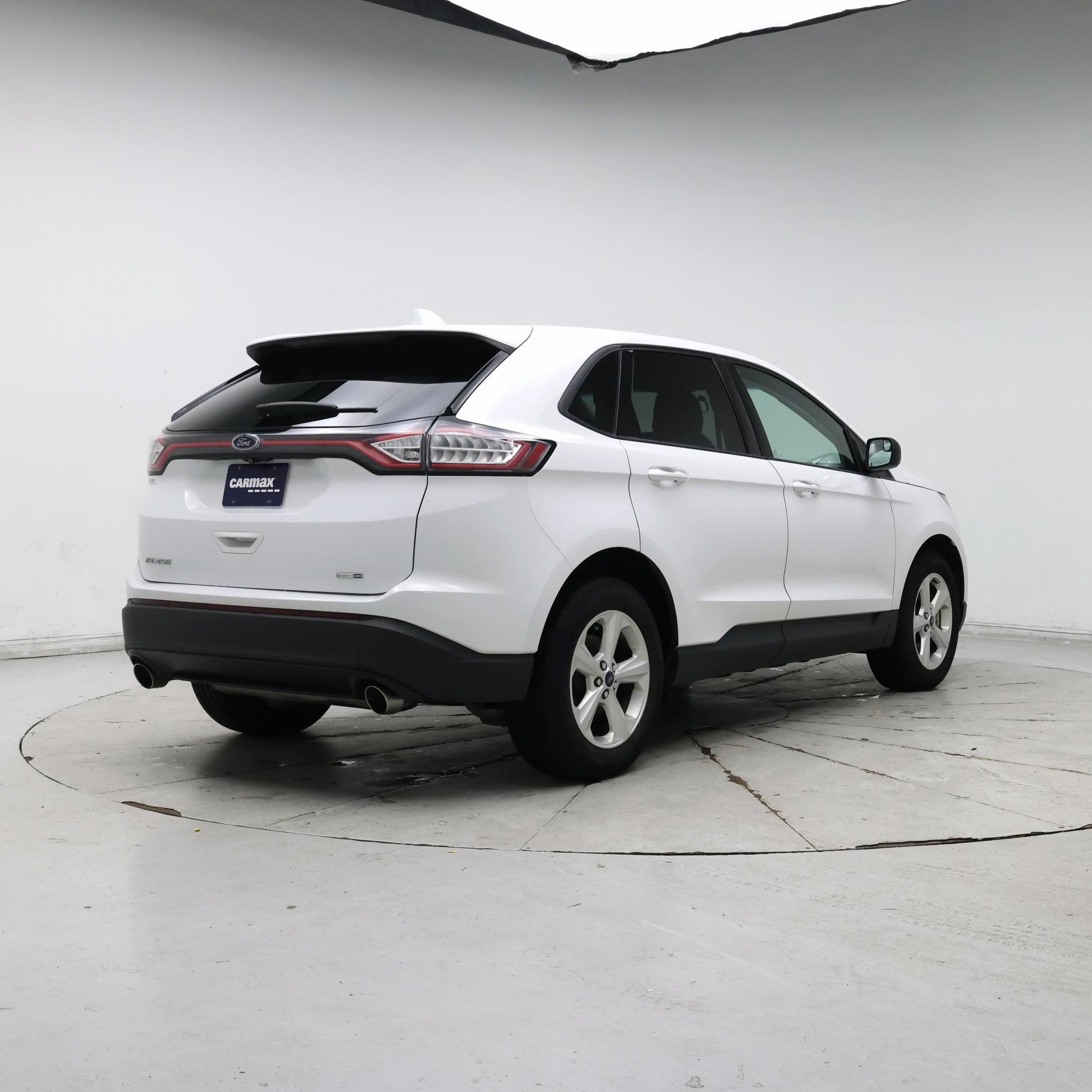 Thumbnail: 2017 Ford Edge - 8