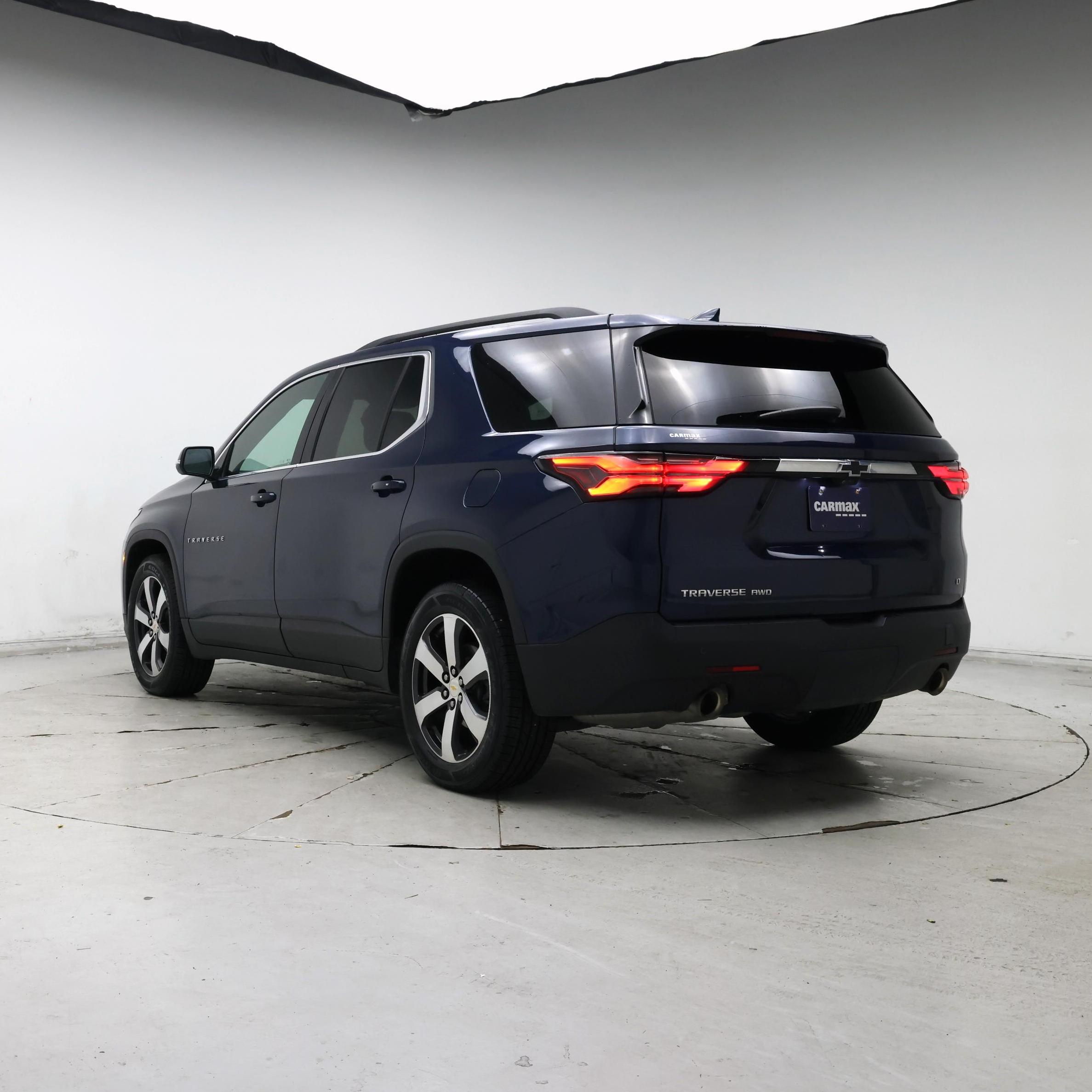 Thumbnail: 2022 Chevrolet Traverse - 2