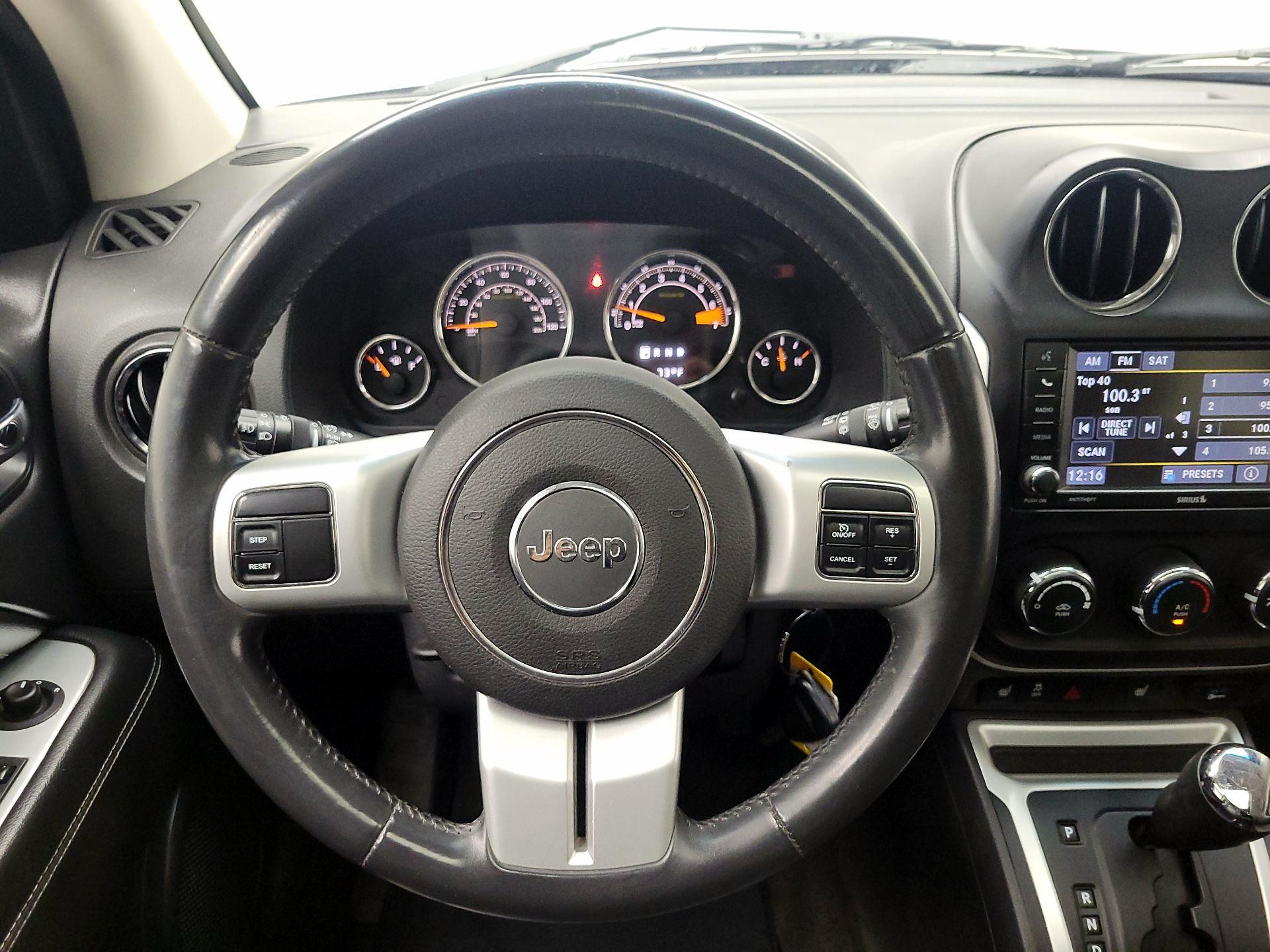 Thumbnail: 2015 Jeep Compass - 10