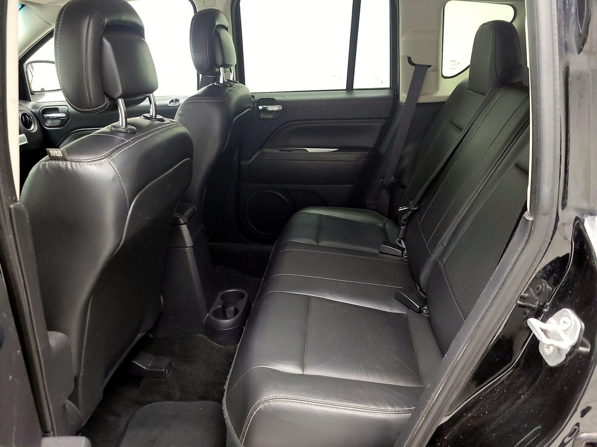 Thumbnail: 2015 Jeep Compass - 19