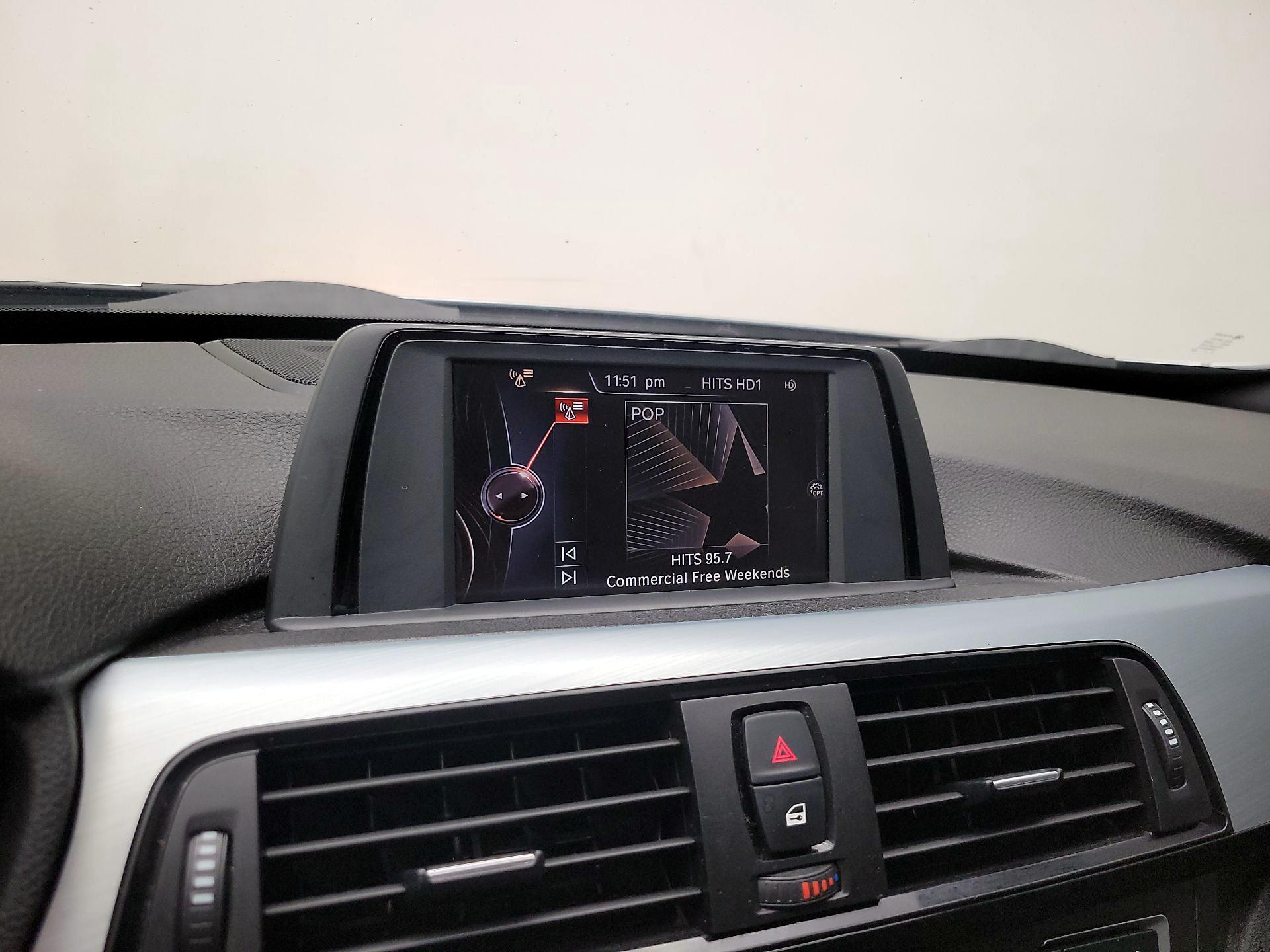 Thumbnail: 2015 BMW 3 Series - 15