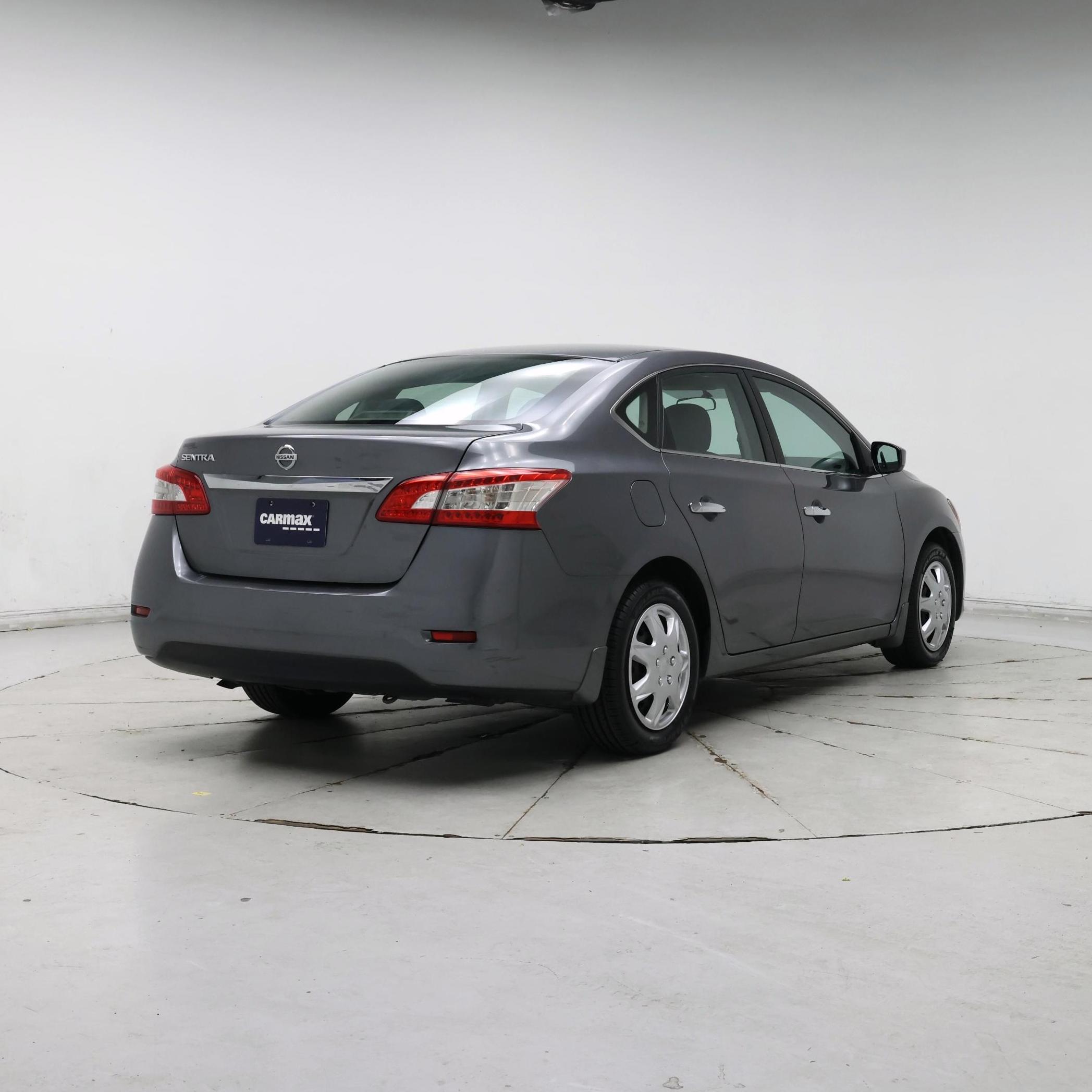 Thumbnail: 2015 Nissan Sentra - 8