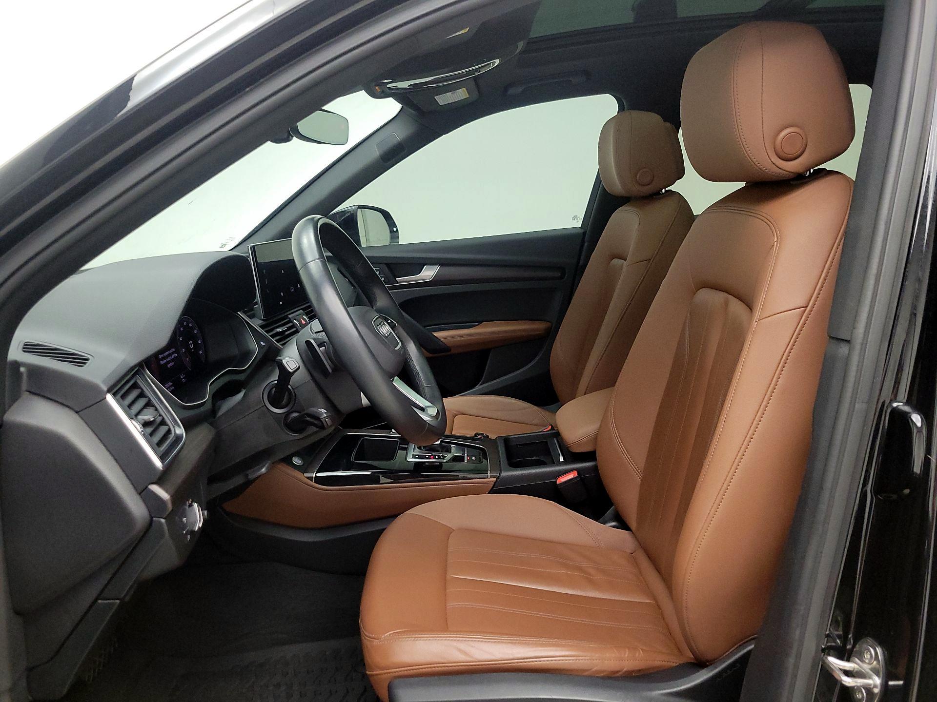 Thumbnail: 2021 Audi Q5 - 11