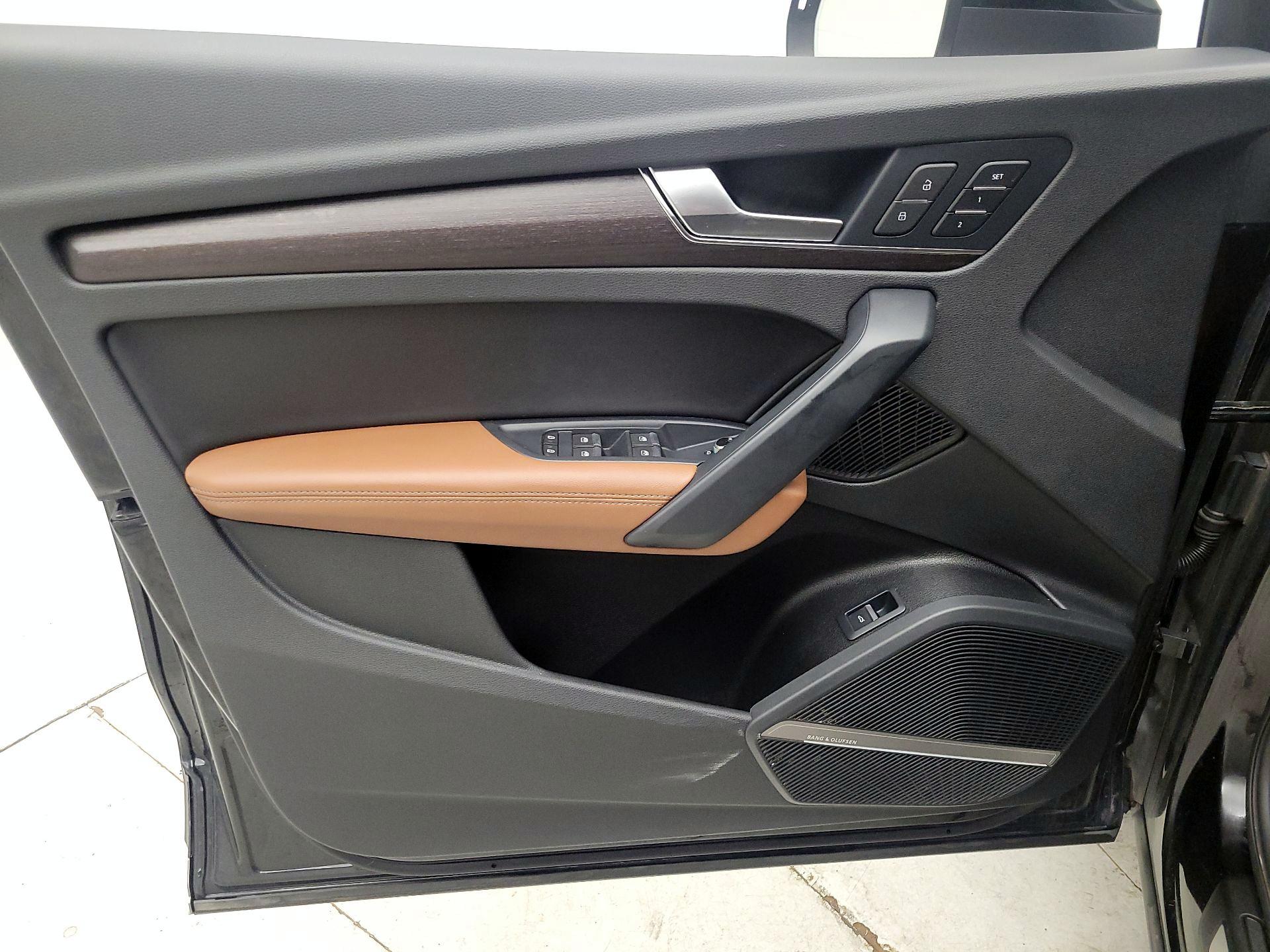 Thumbnail: 2021 Audi Q5 - 12