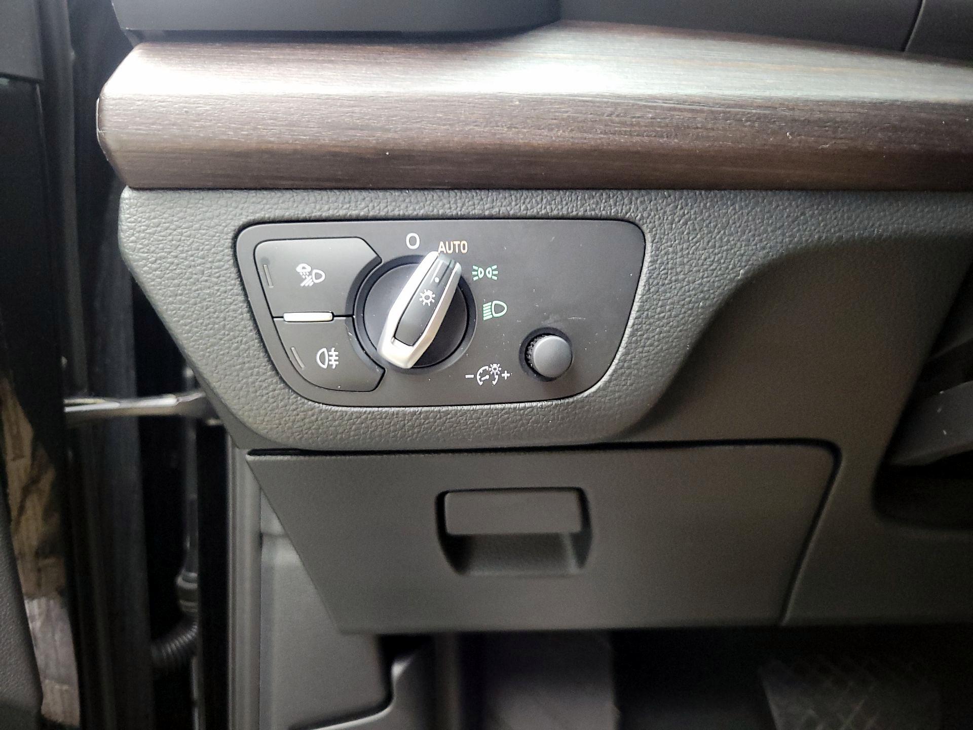 Thumbnail: 2021 Audi Q5 - 13