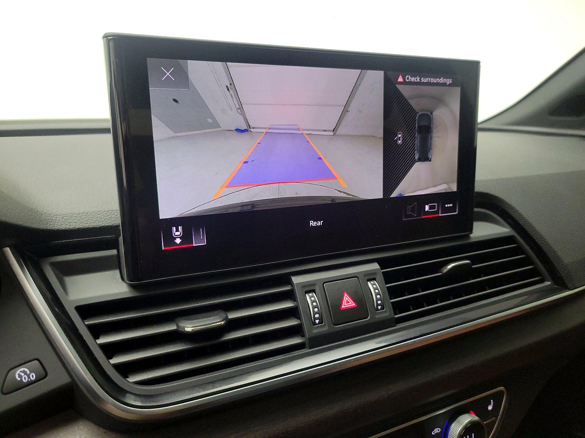 Thumbnail: 2021 Audi Q5 - 15